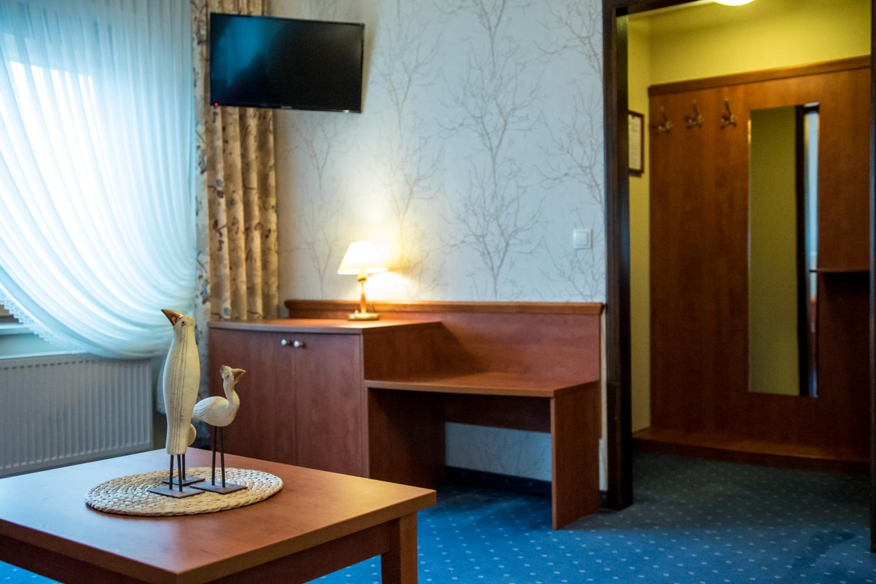 Double or Twin Room - Photo 17