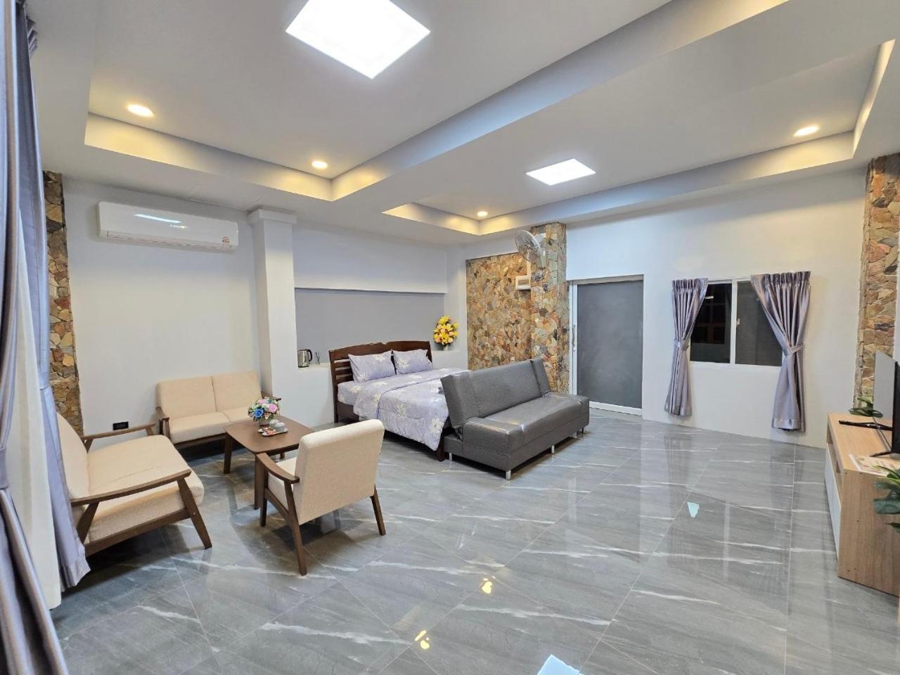 King Room with Mountain View - Photo 1