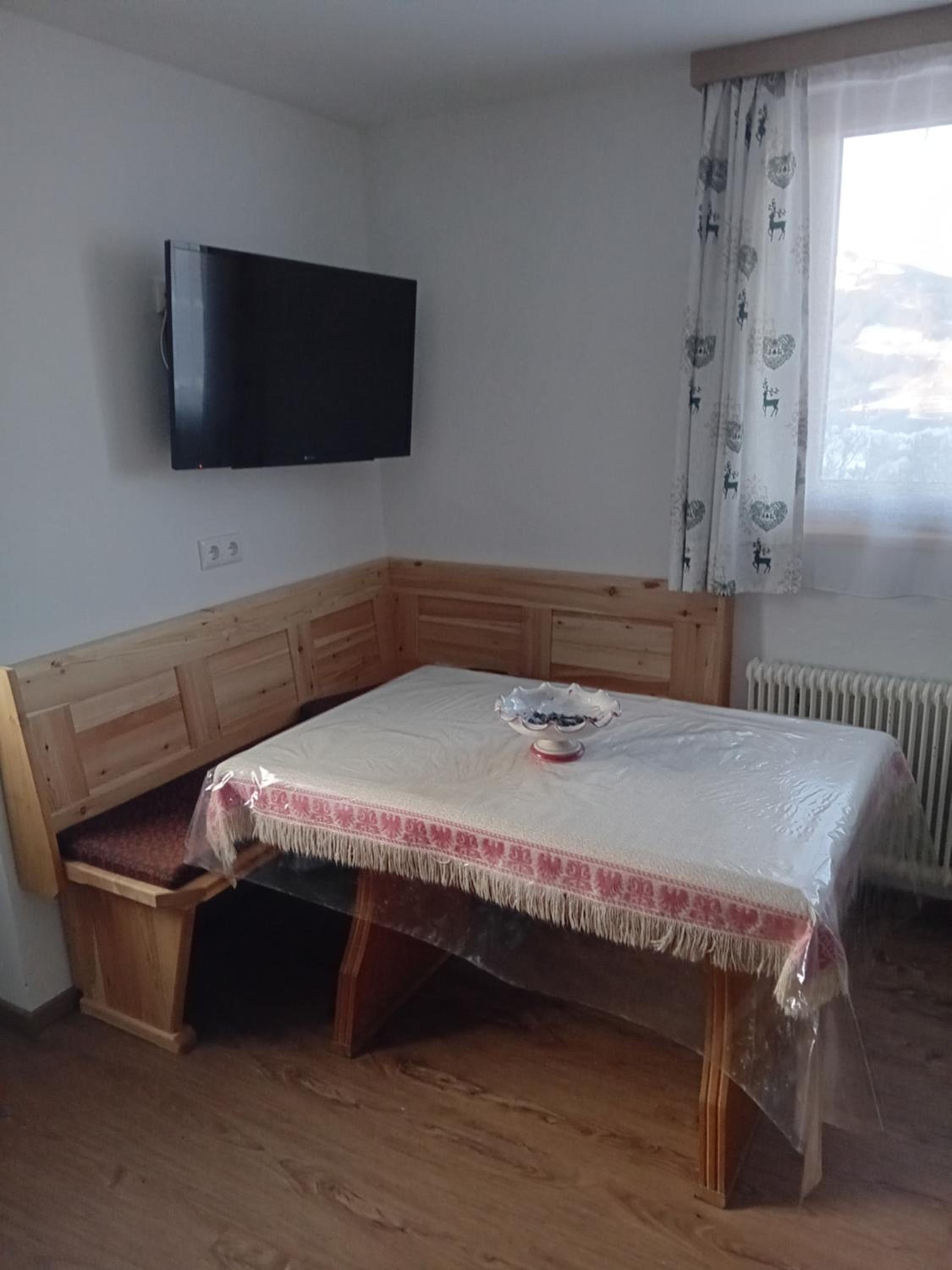 One-Bedroom Apartment with Terrace