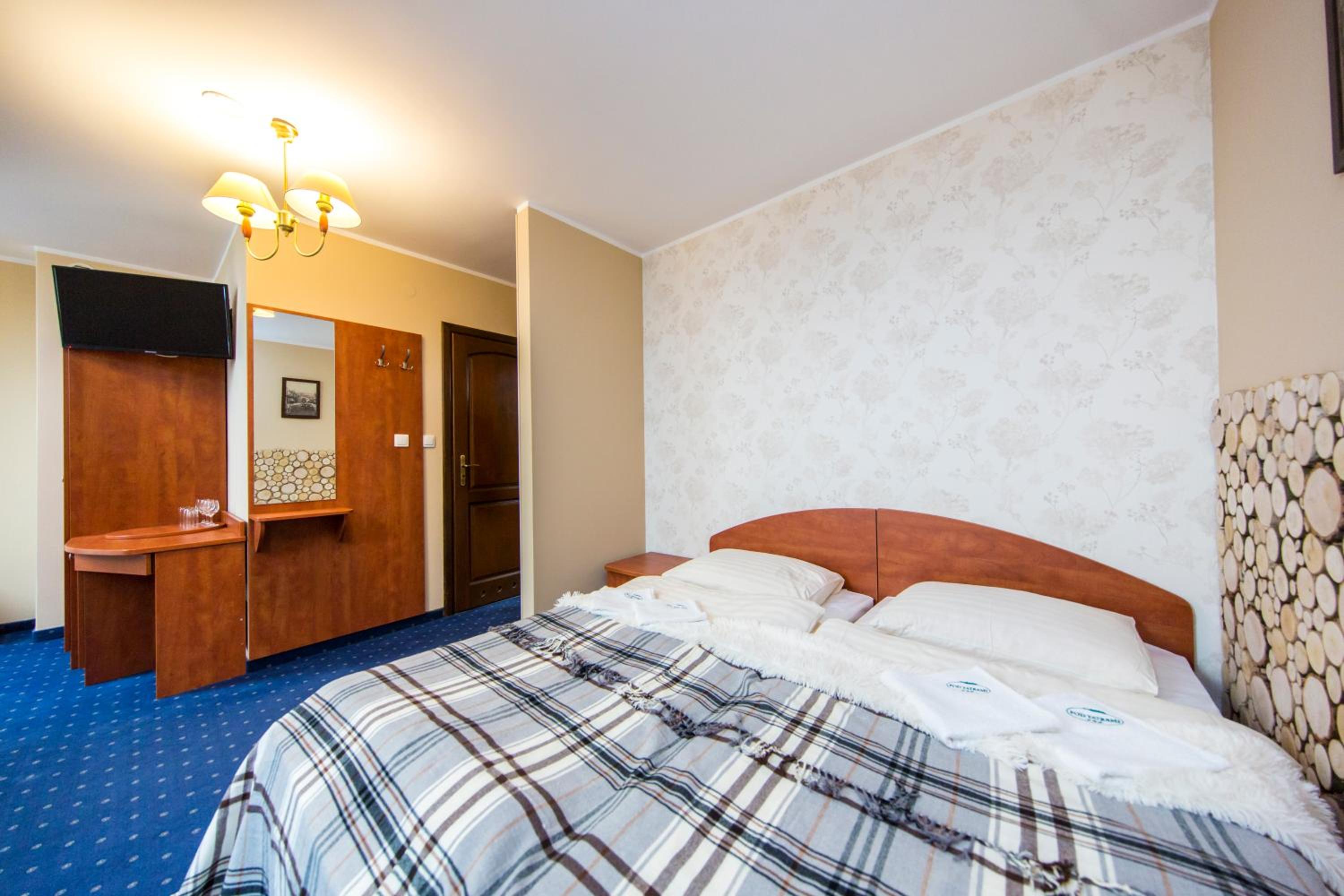 Triple Room - Photo 9