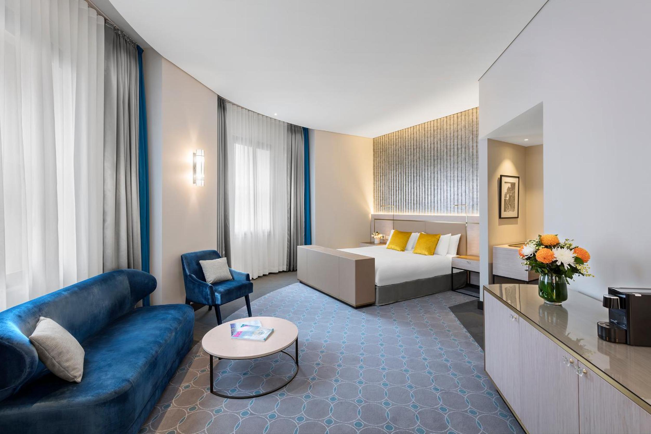 Paradox Studio Spa Suite - King