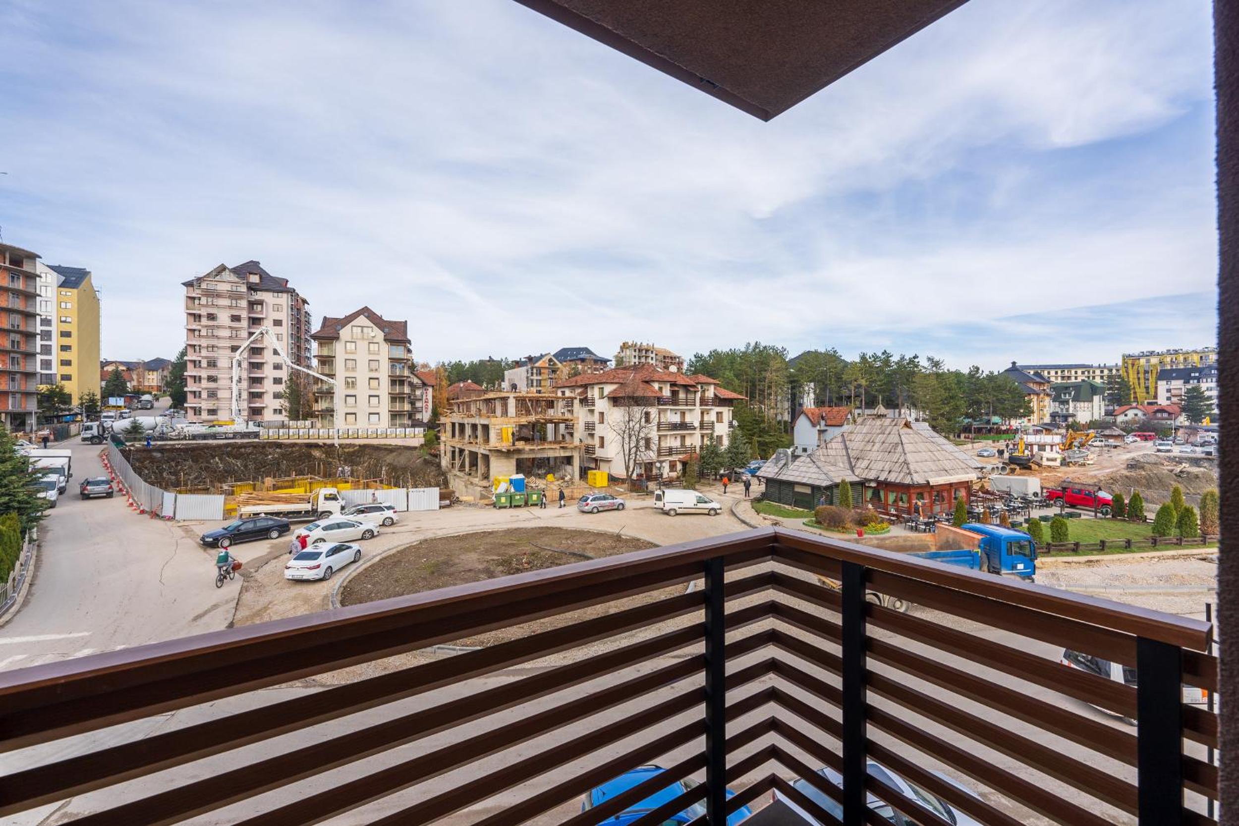 Apartment with Terrace