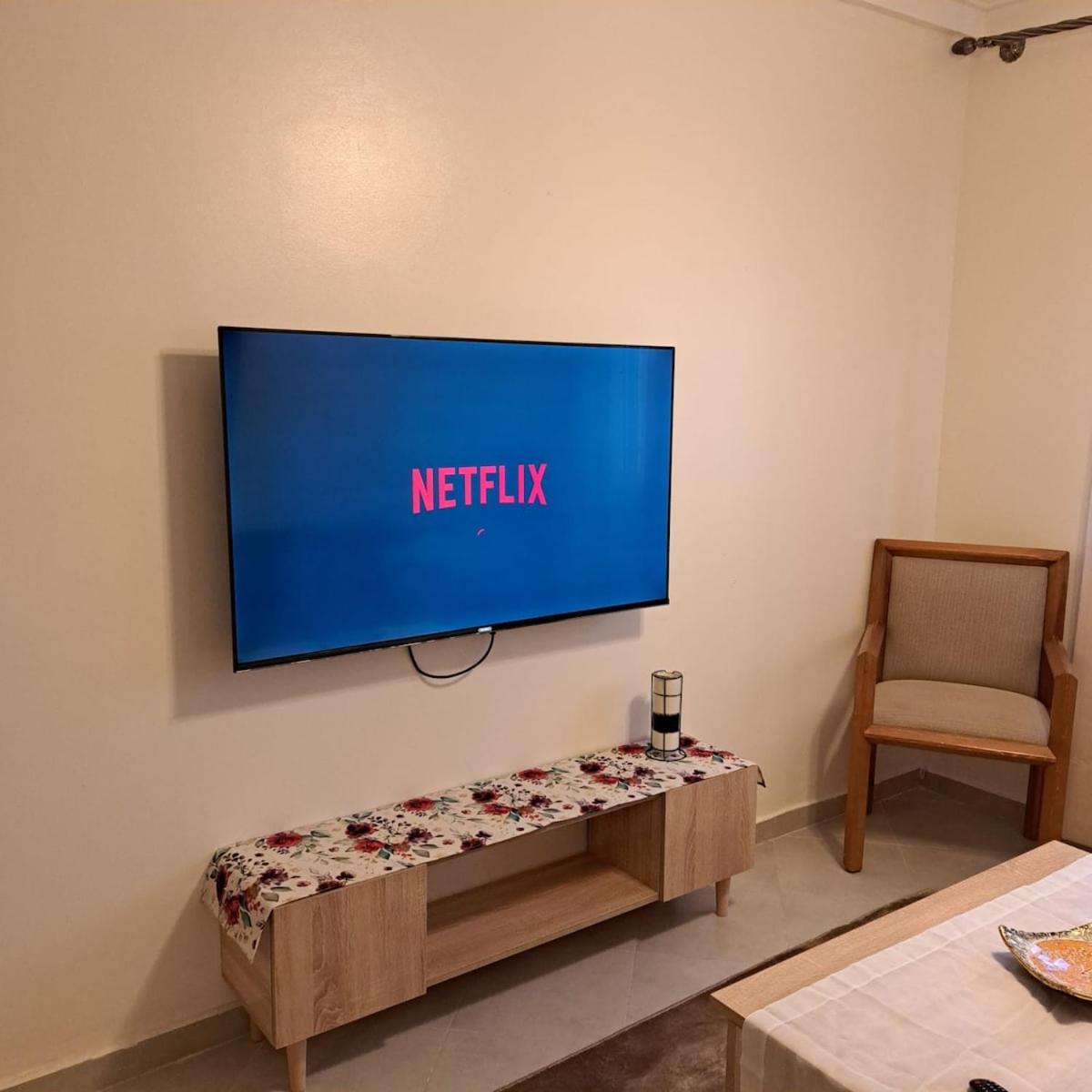 One-Bedroom Apartment photo 3