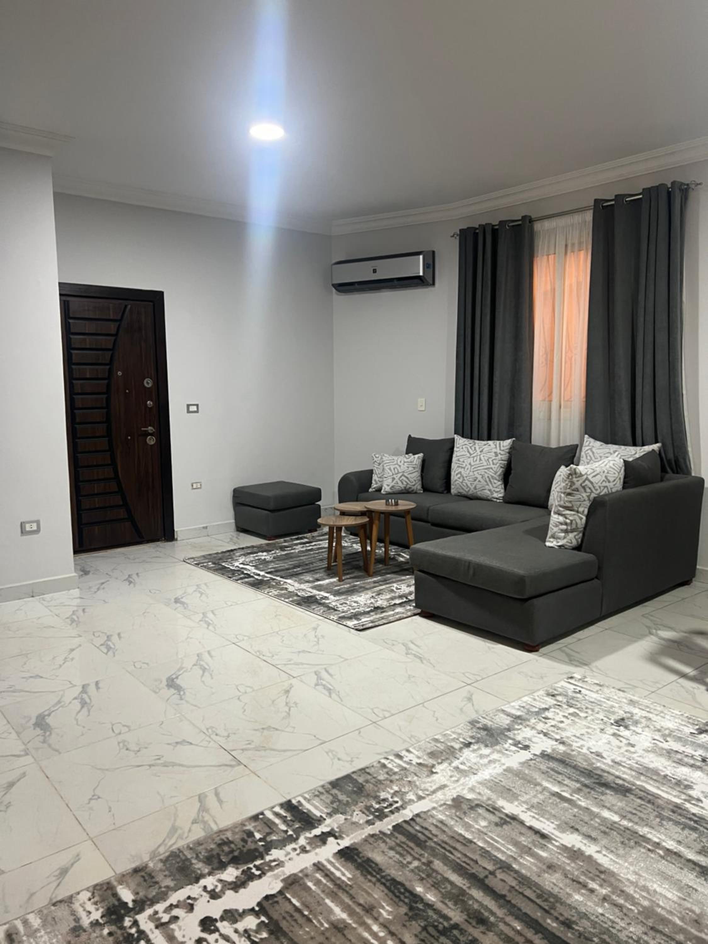 Apartment - Ground Floor photo 2