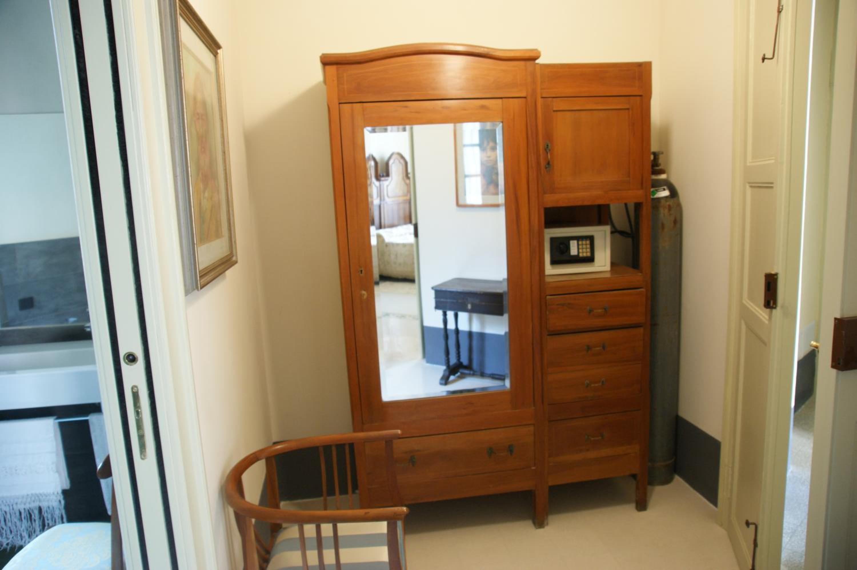 Classic Double Room photo 3