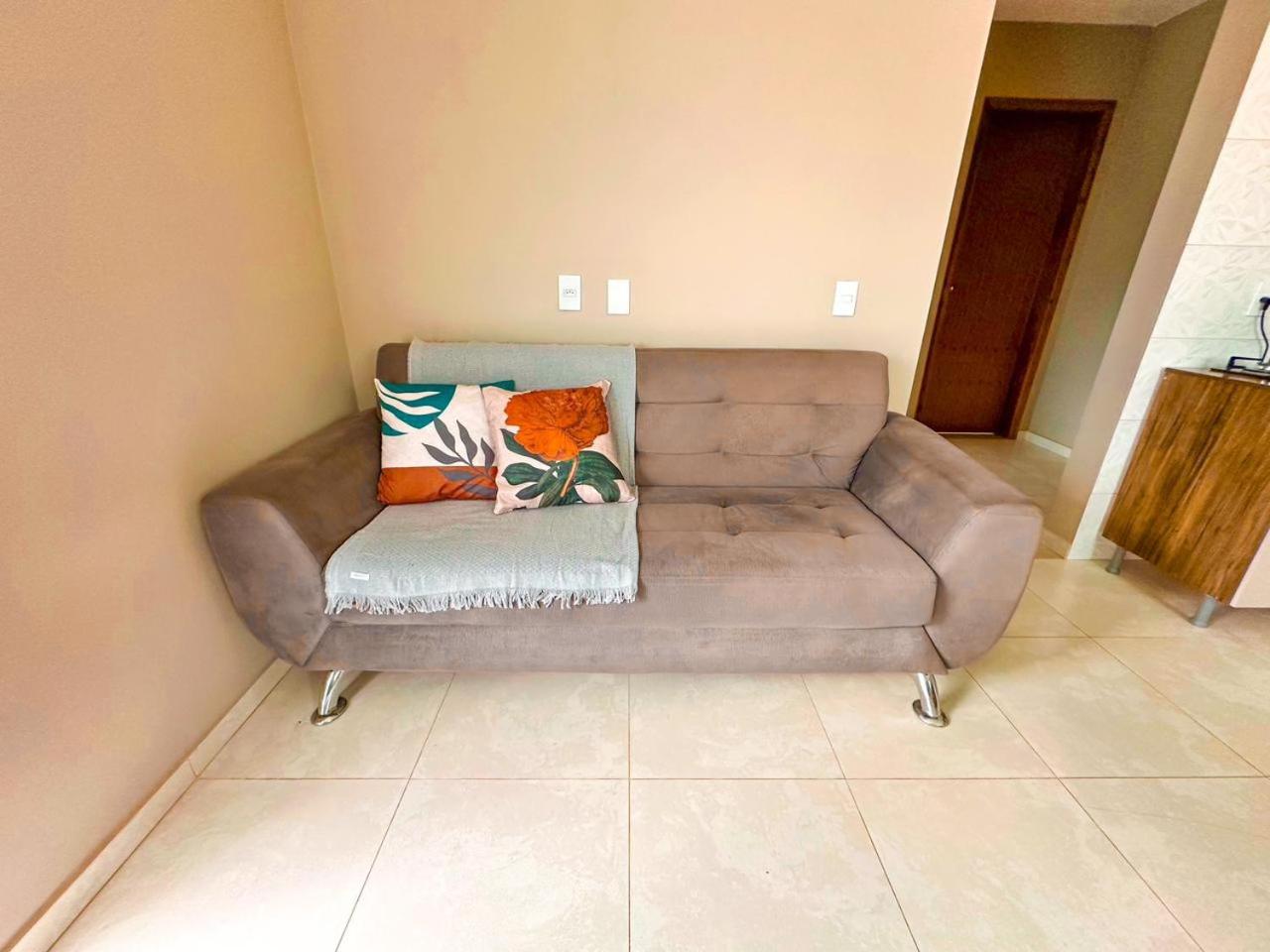 Apartment photo 2