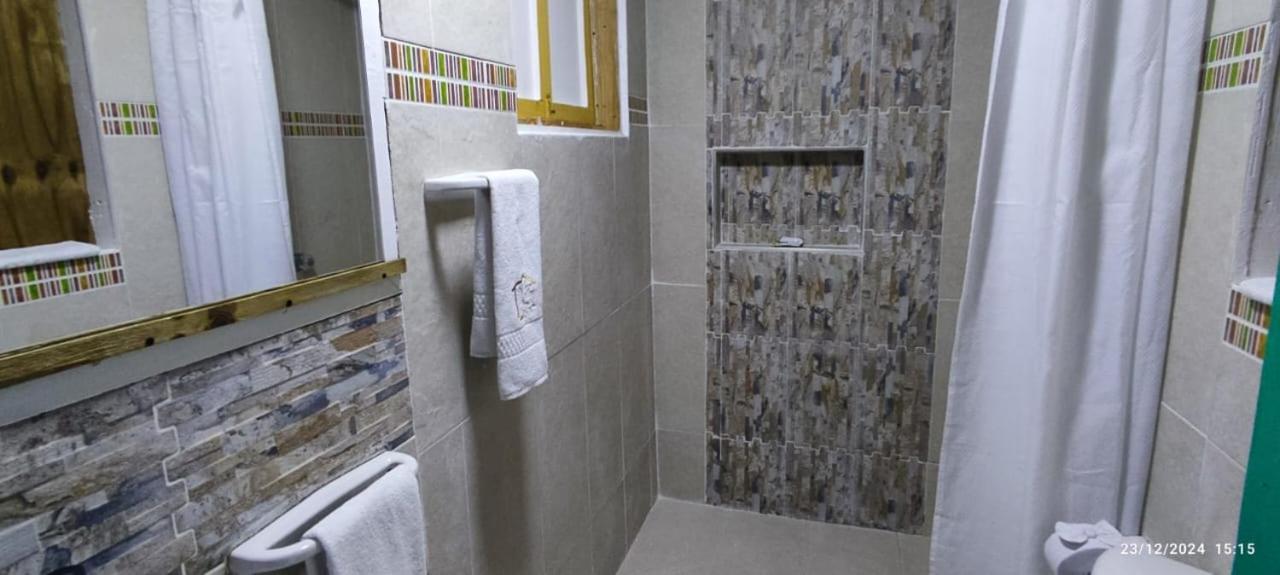 Deluxe King Room photo 2