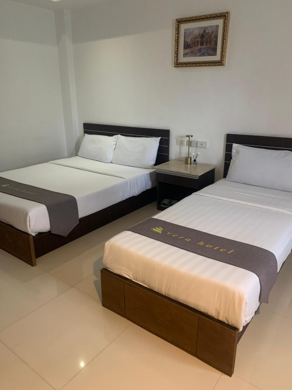 Deluxe Double Room photo 3