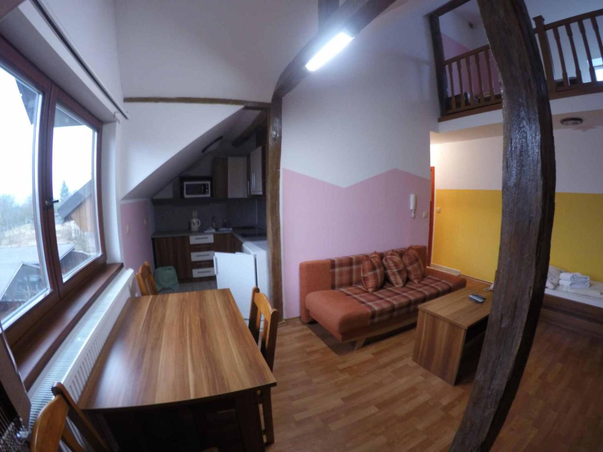 Deluxe Suite - Photo 8