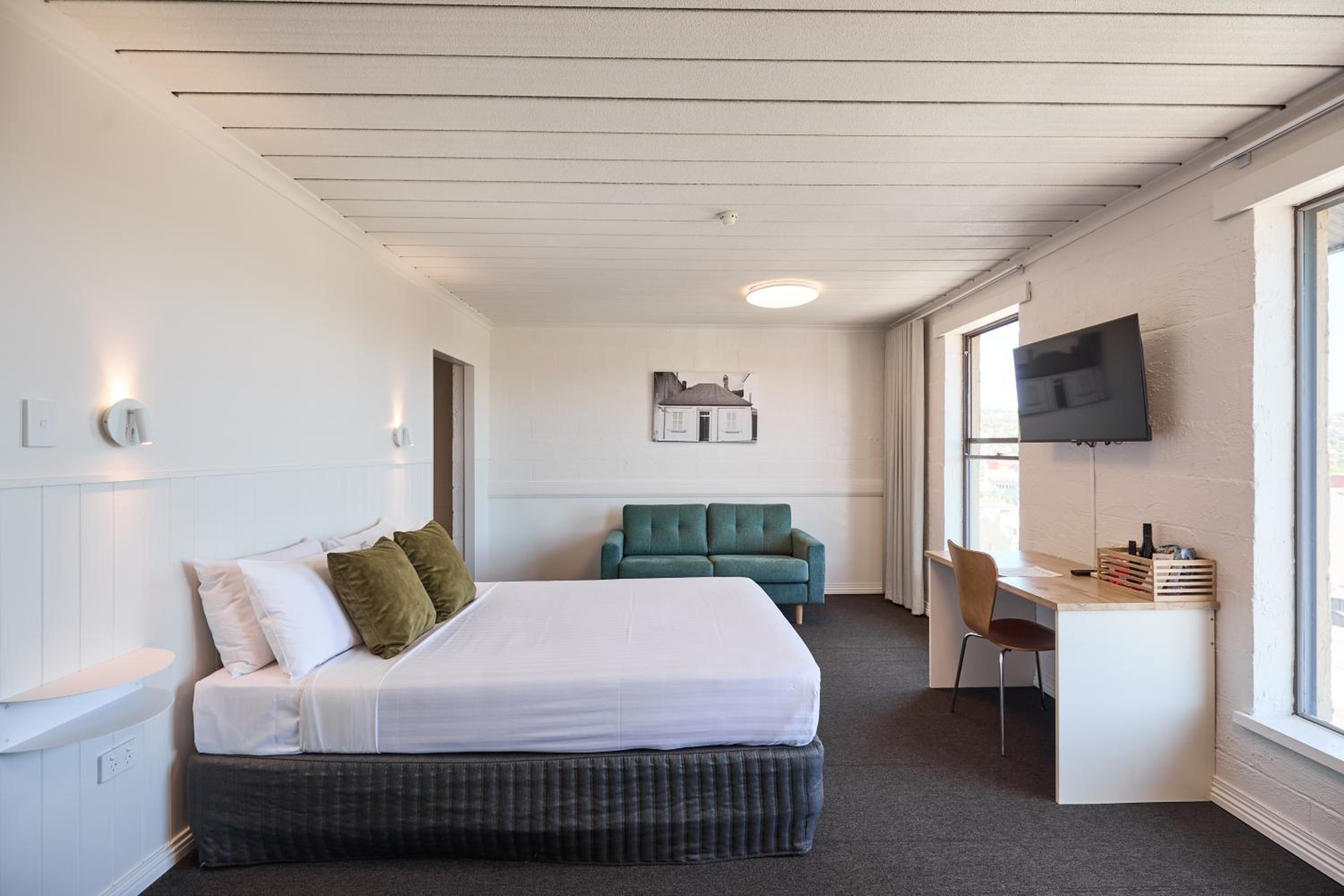 Twin Room with View - Photo 5