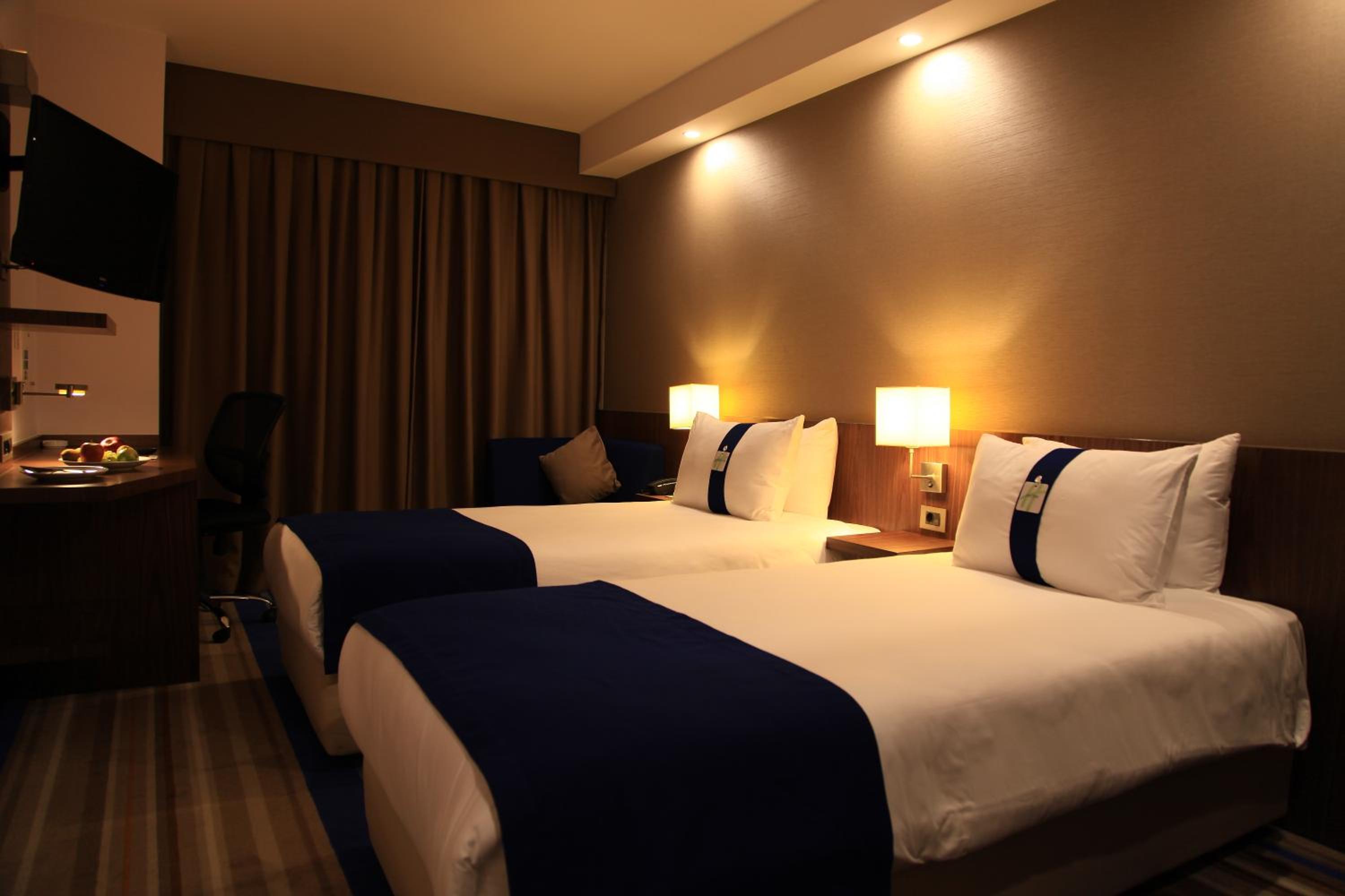 Standard Twin Room photo 1