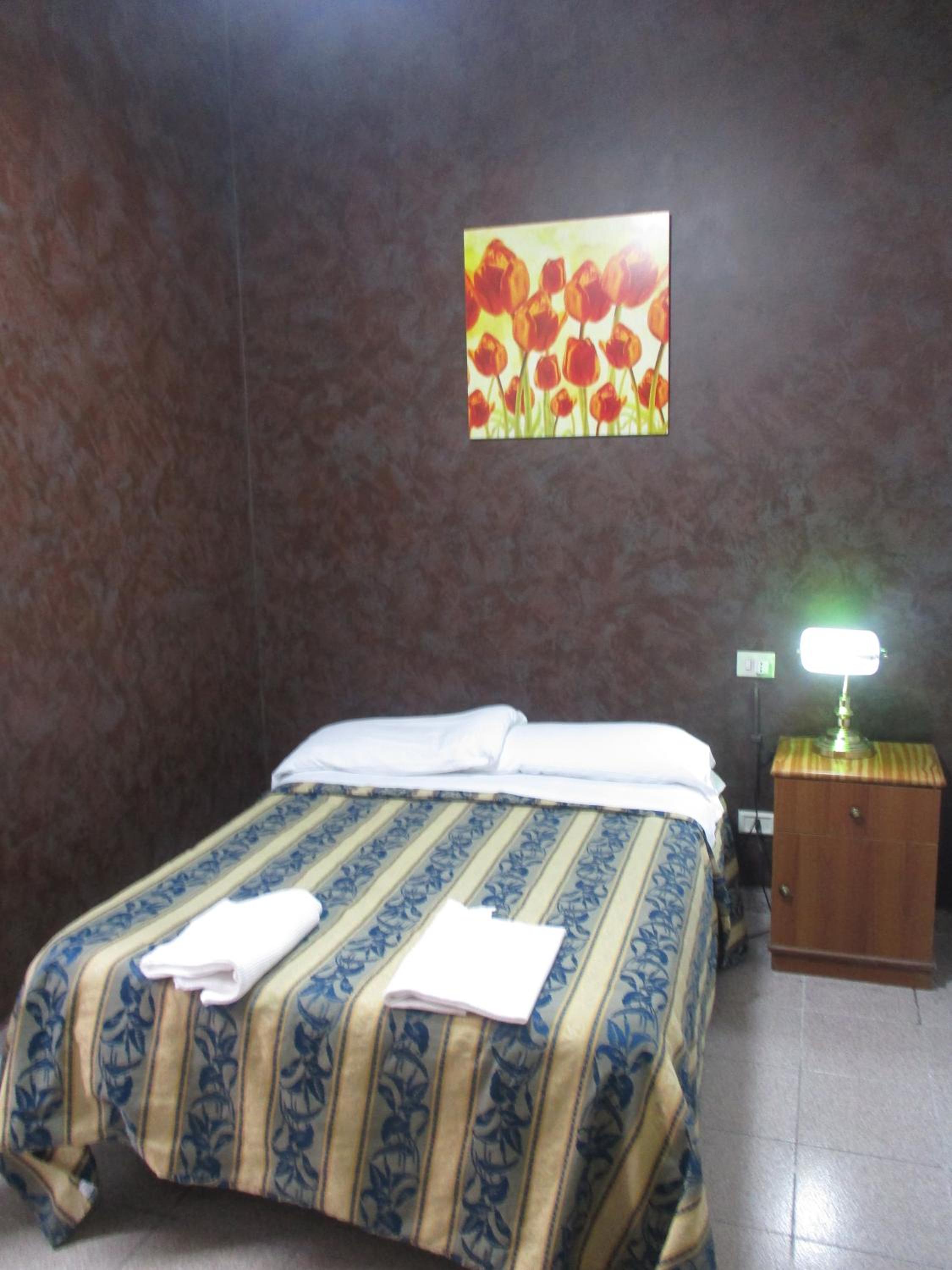 Single Room With Shared Bathroom