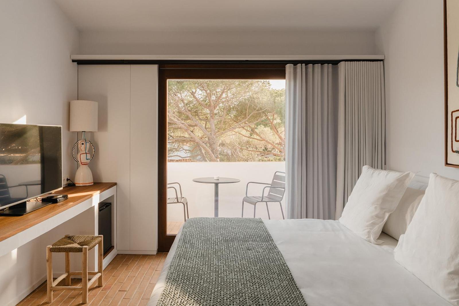 Junior Suite with Balcony