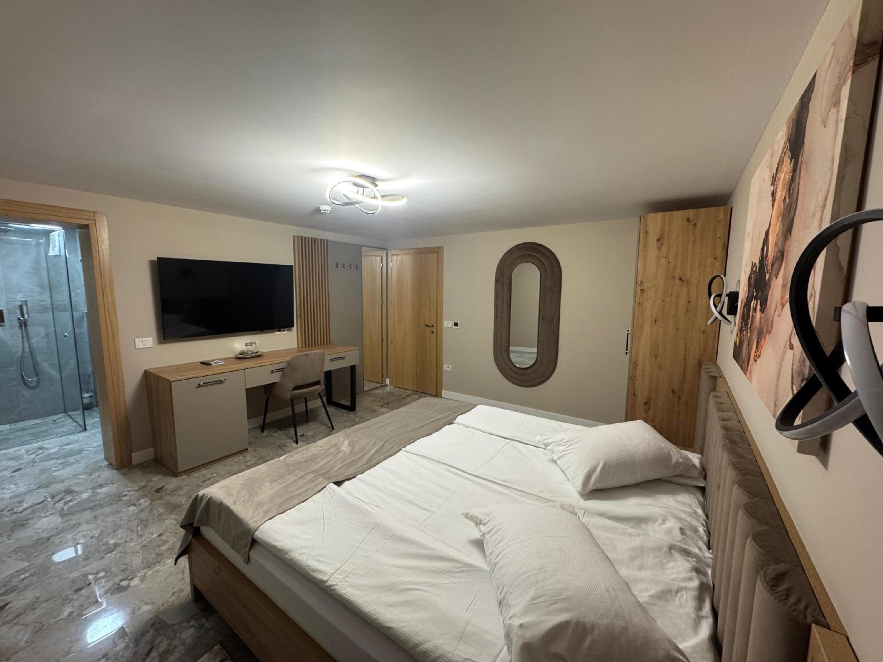 Deluxe Queen Room photo 1
