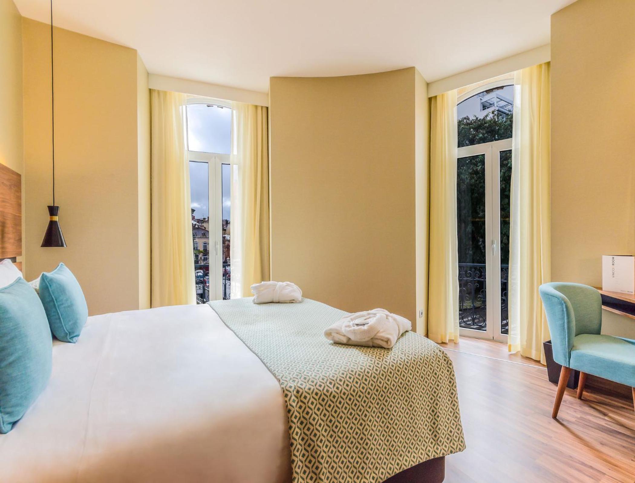 Corner Double Room