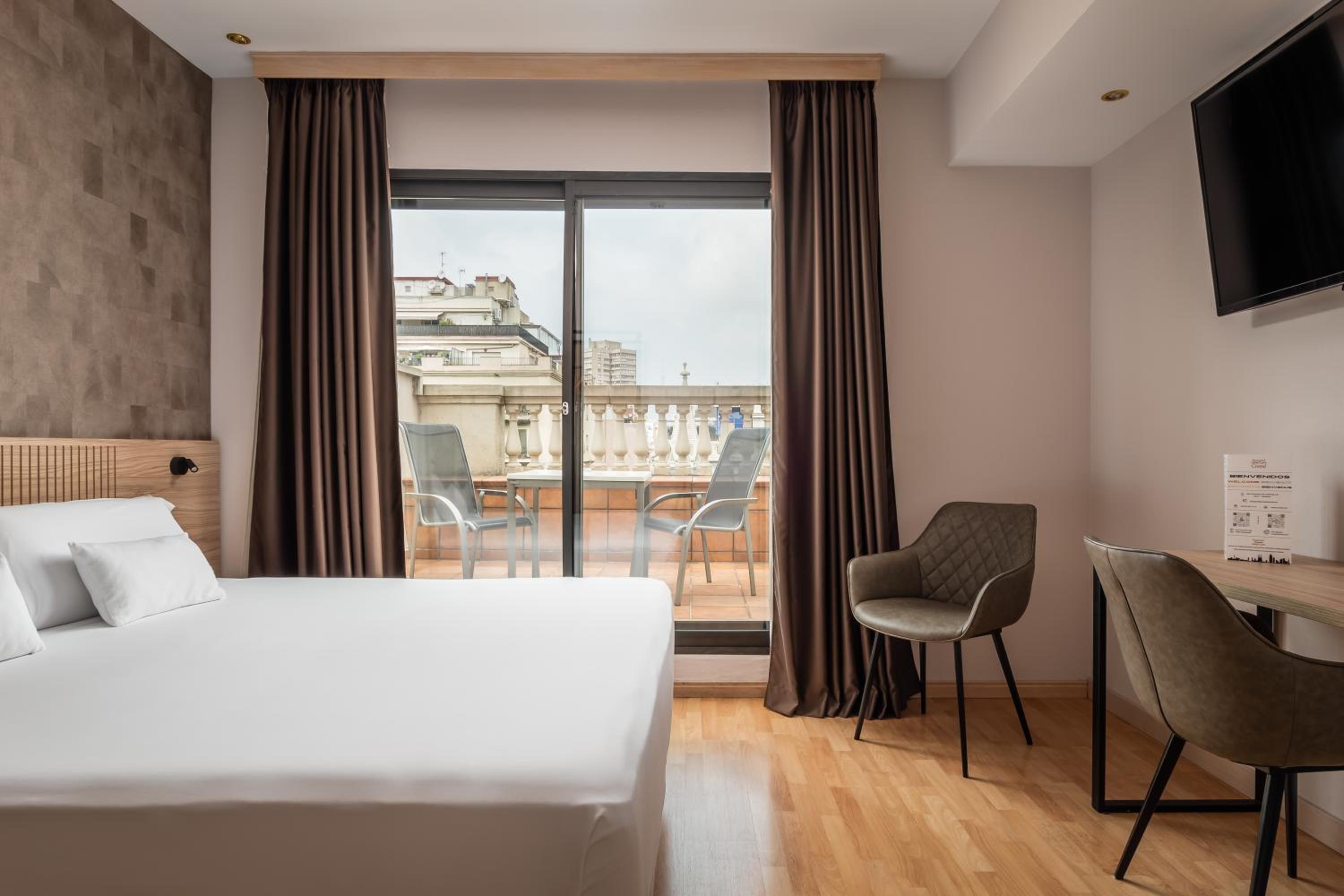 Double Room with Terrace photo 3