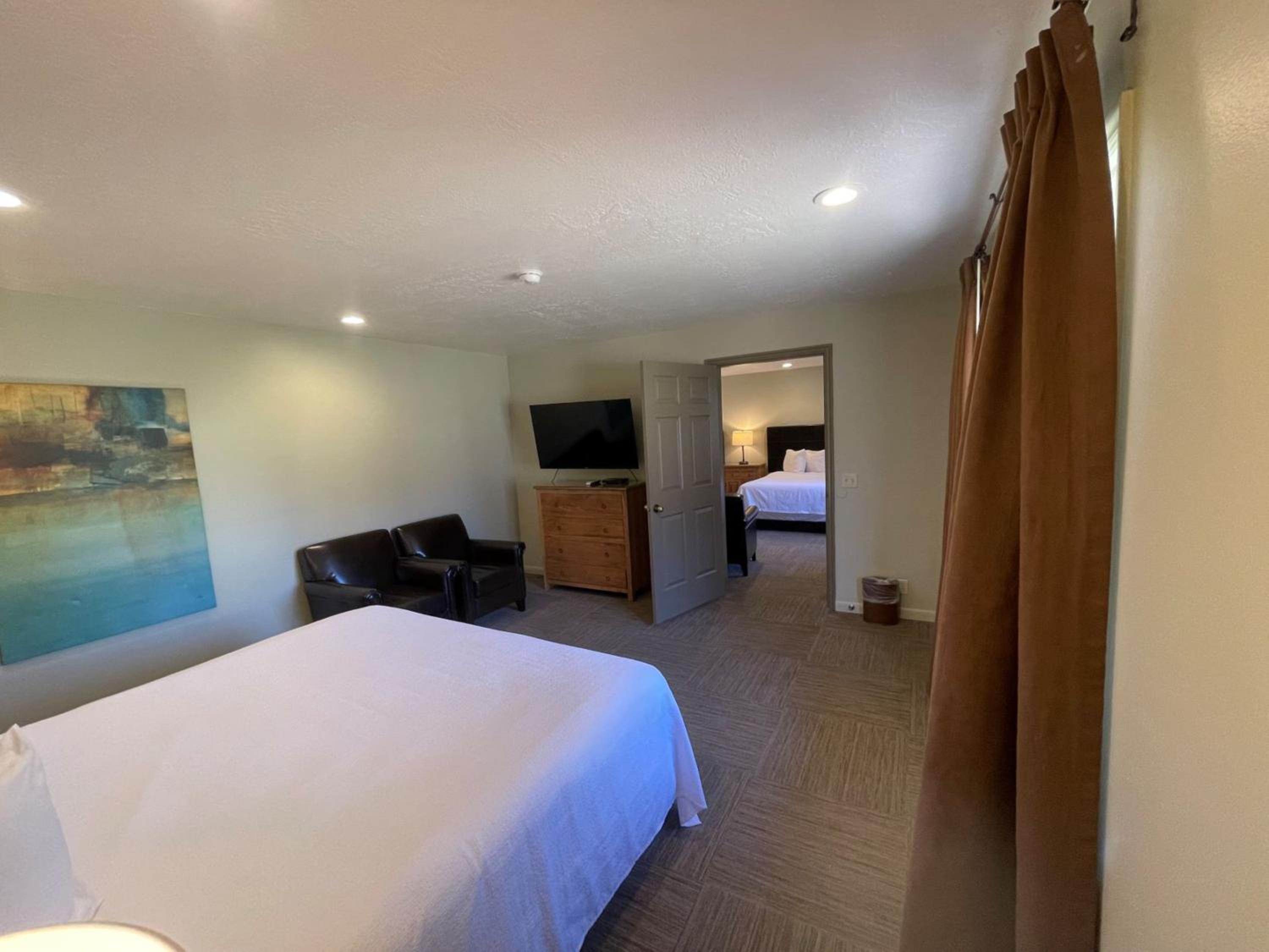 Family Suite photo 2
