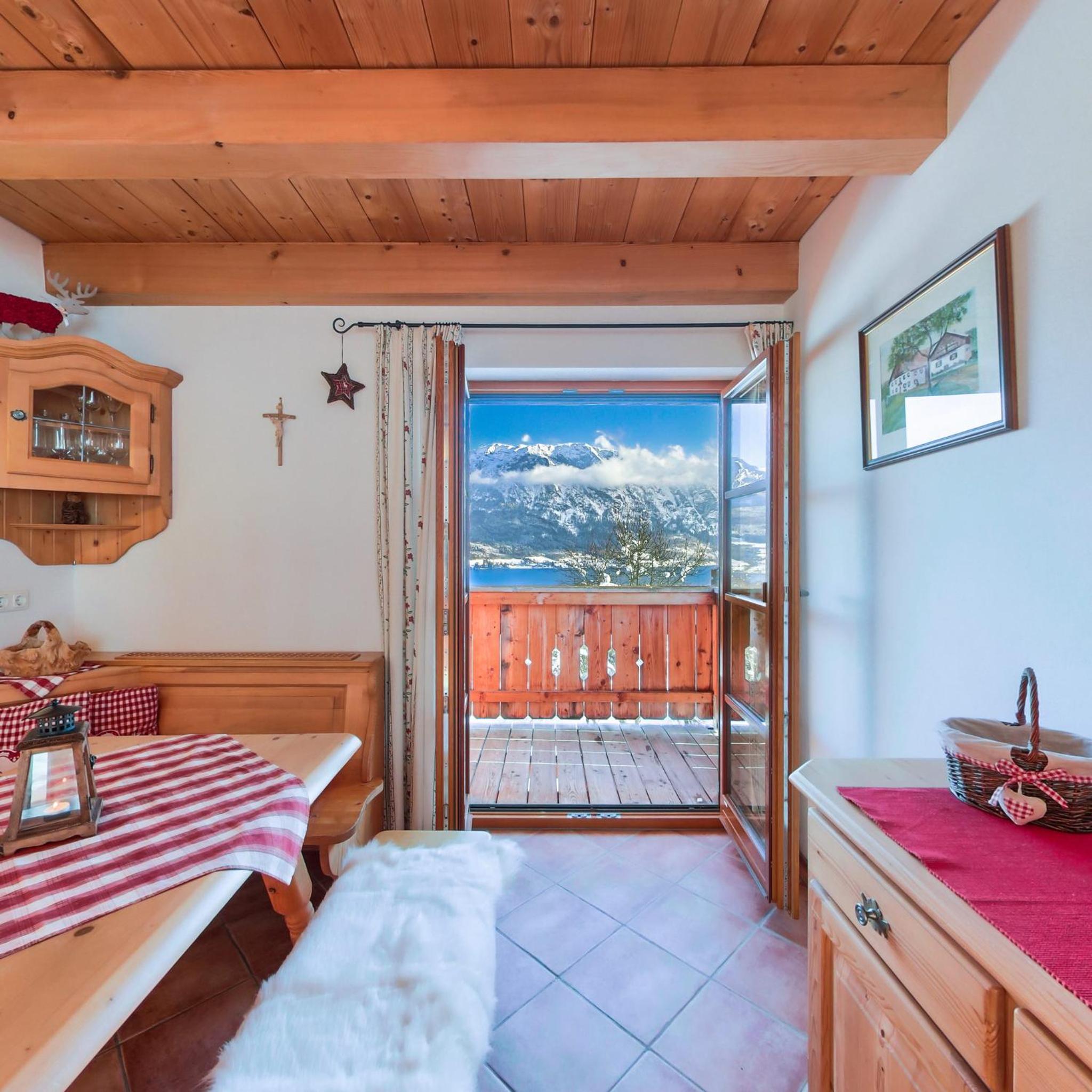 1 Schlafzimmer Ferienwohnung Attersee mit Seeblick photo 2