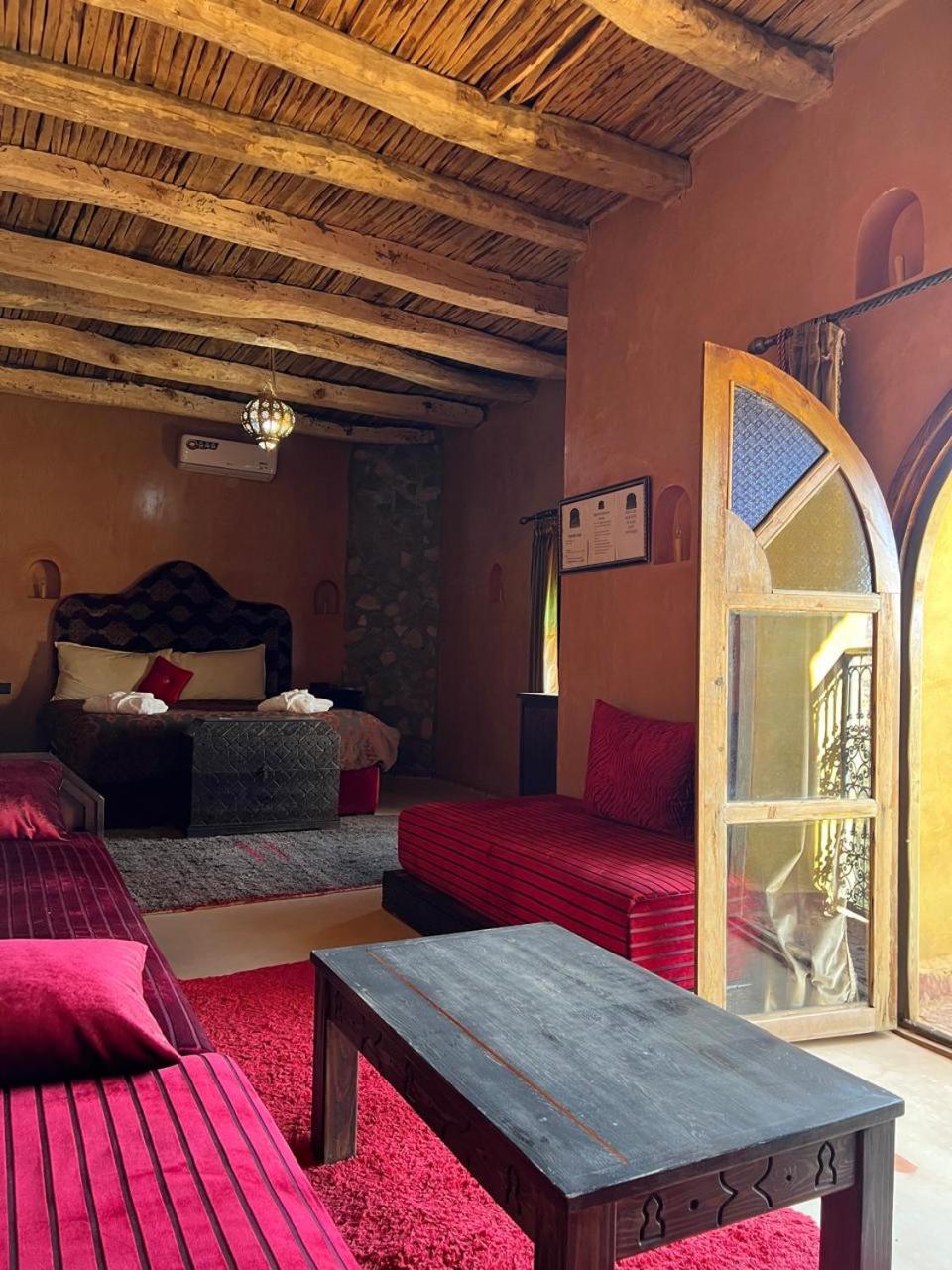 Deluxe Queen Suite