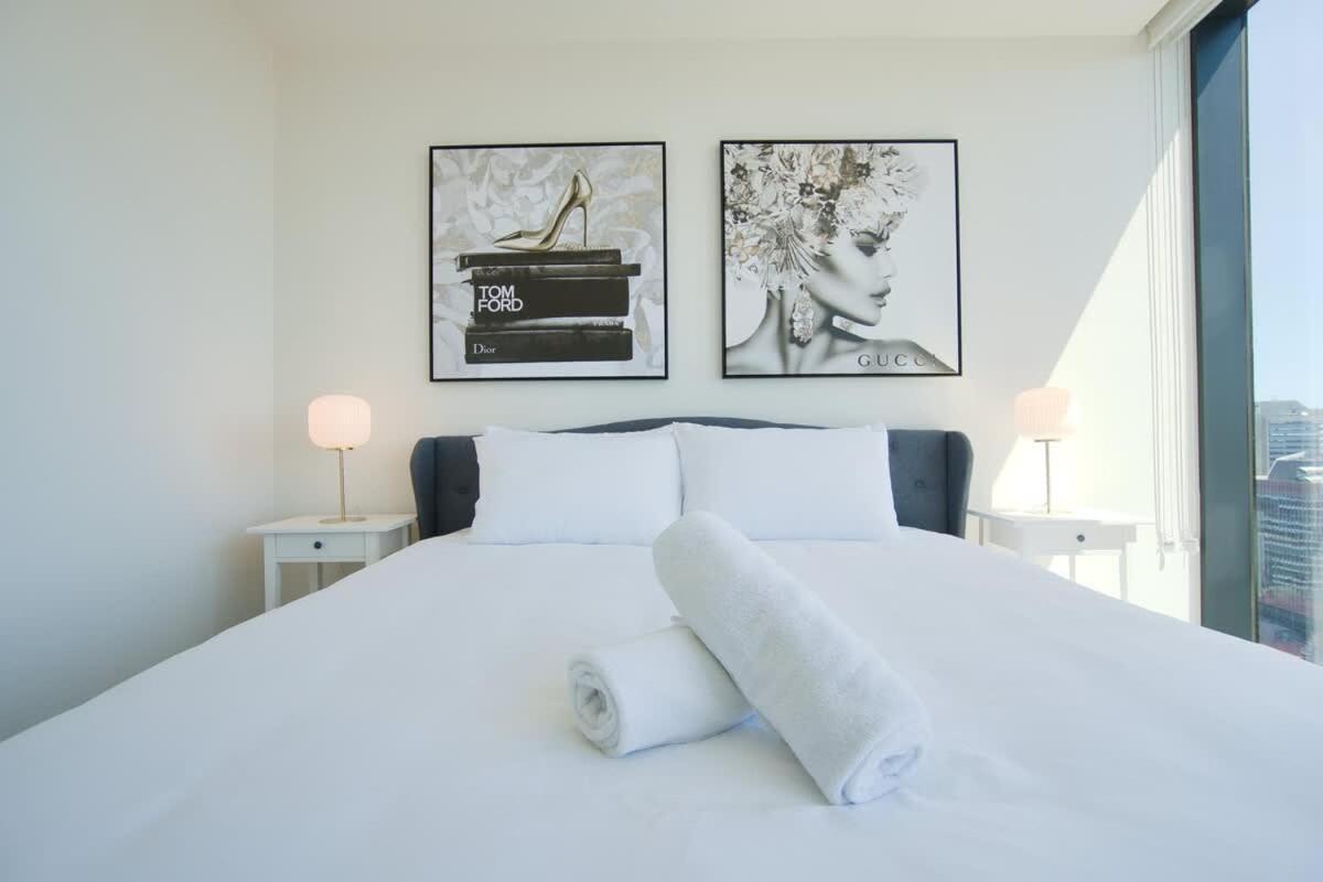 Apartment with View and Balcony photo 1