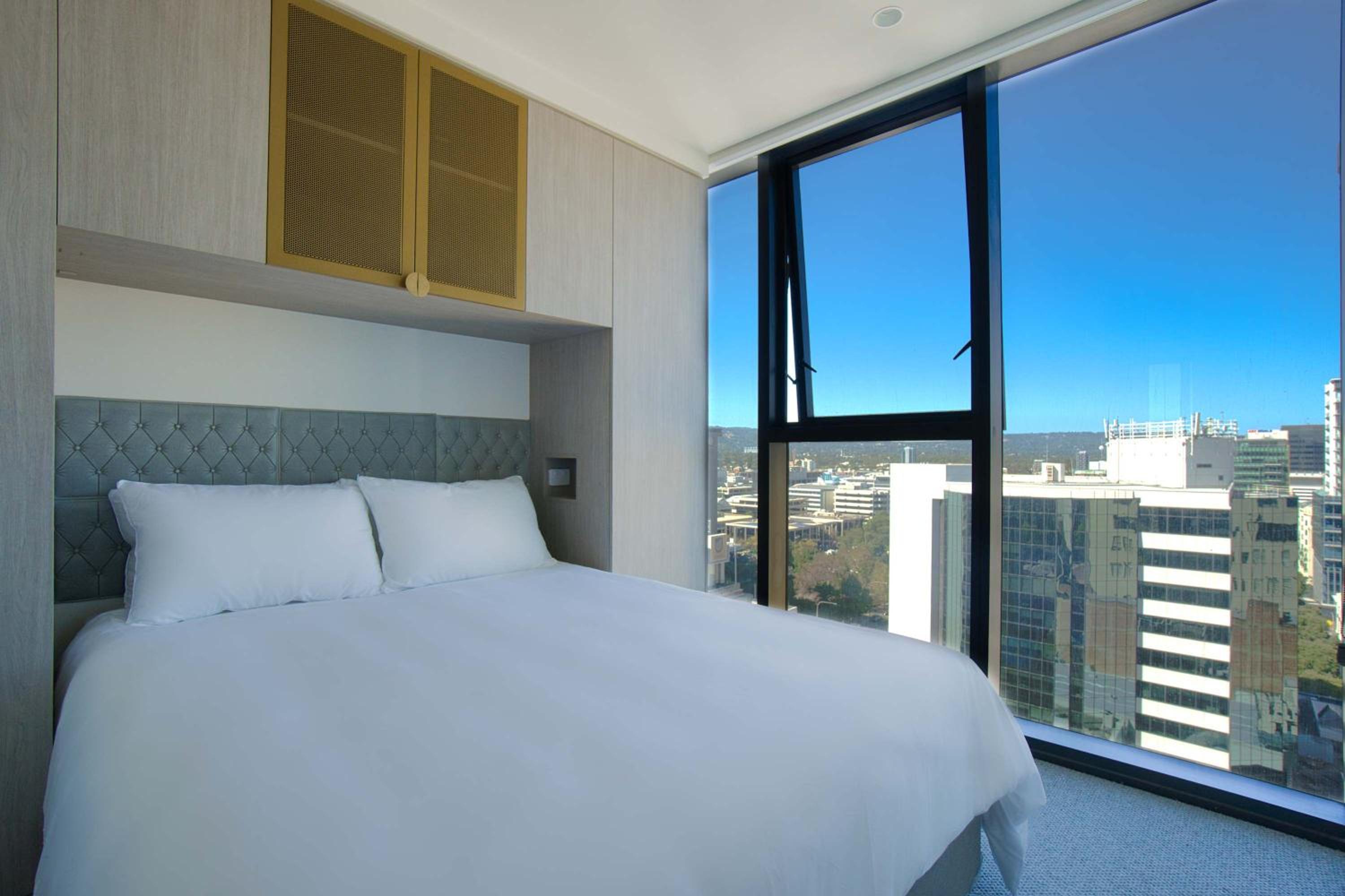 Apartment With View And Balcony photo 1