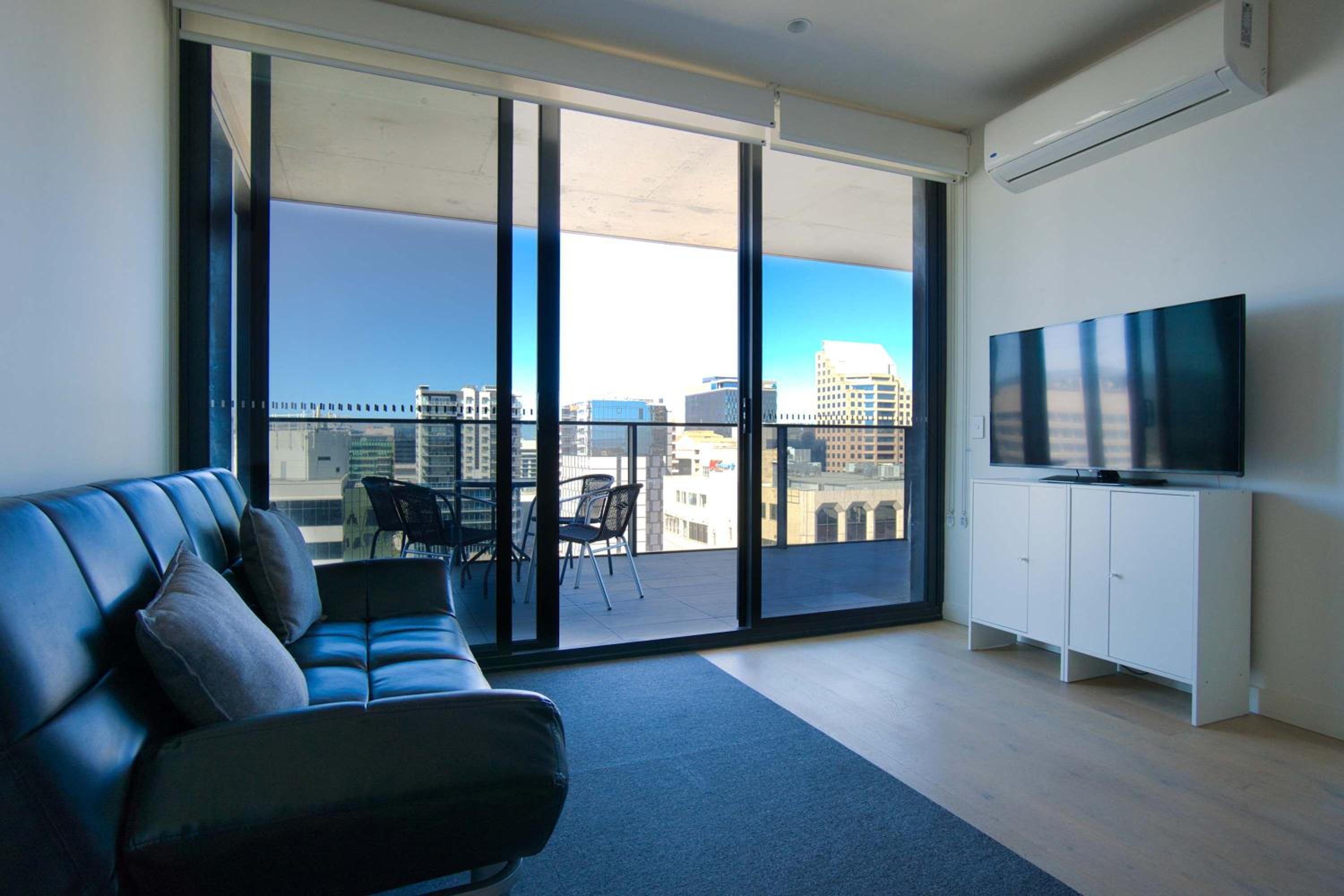 Apartment with View and Balcony photo 1