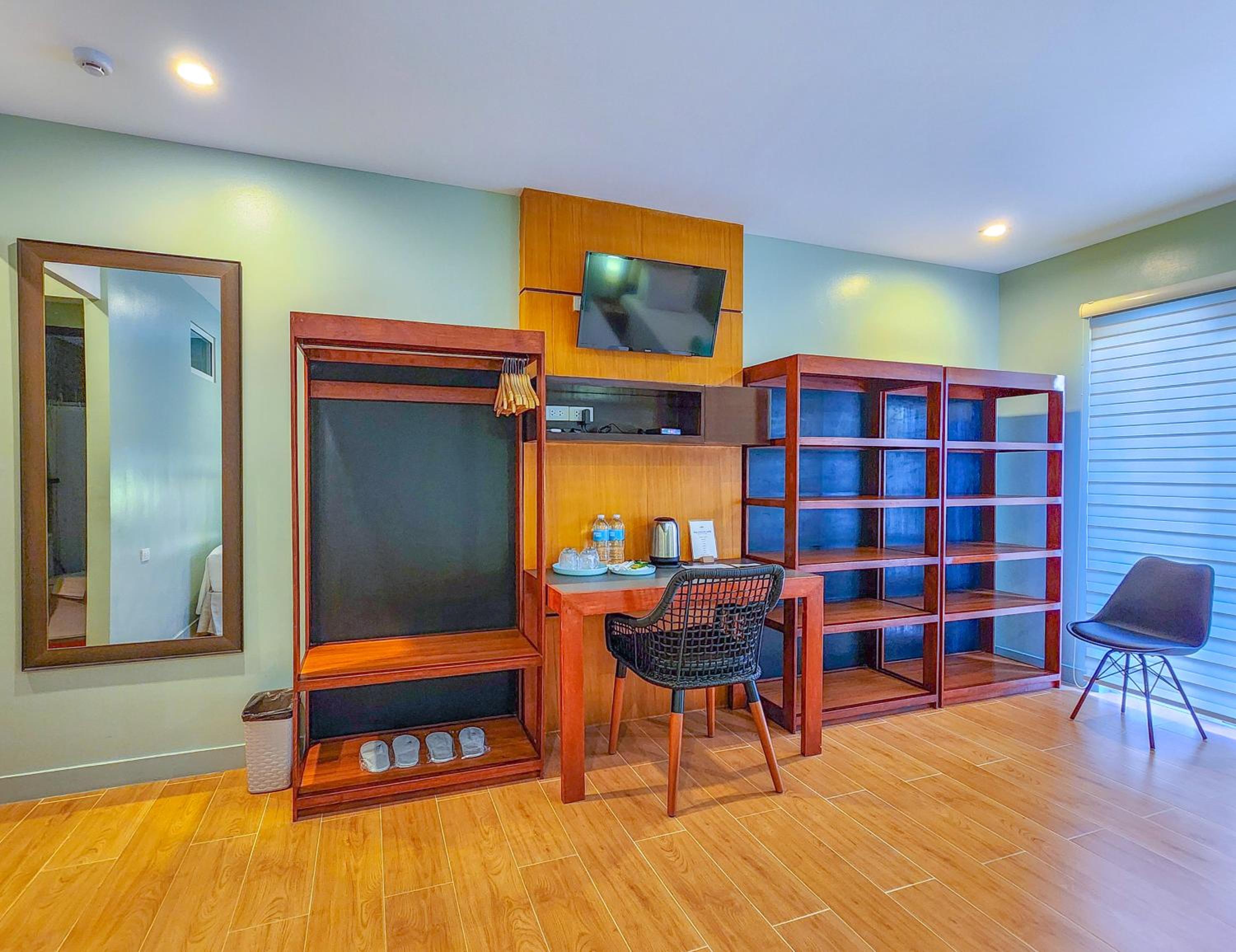 Standard Quadruple Room - Photo 3