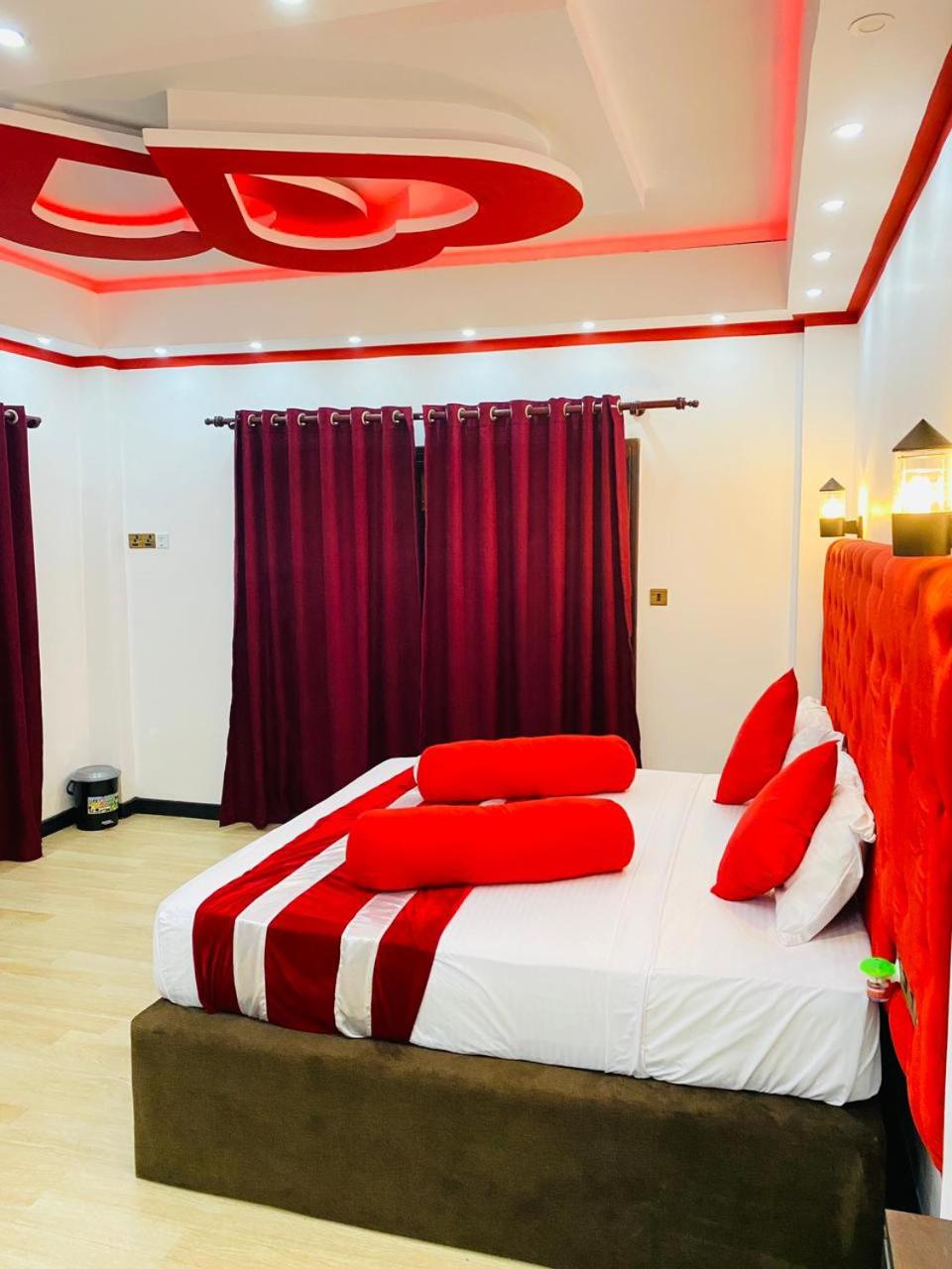Superior King Room photo 2