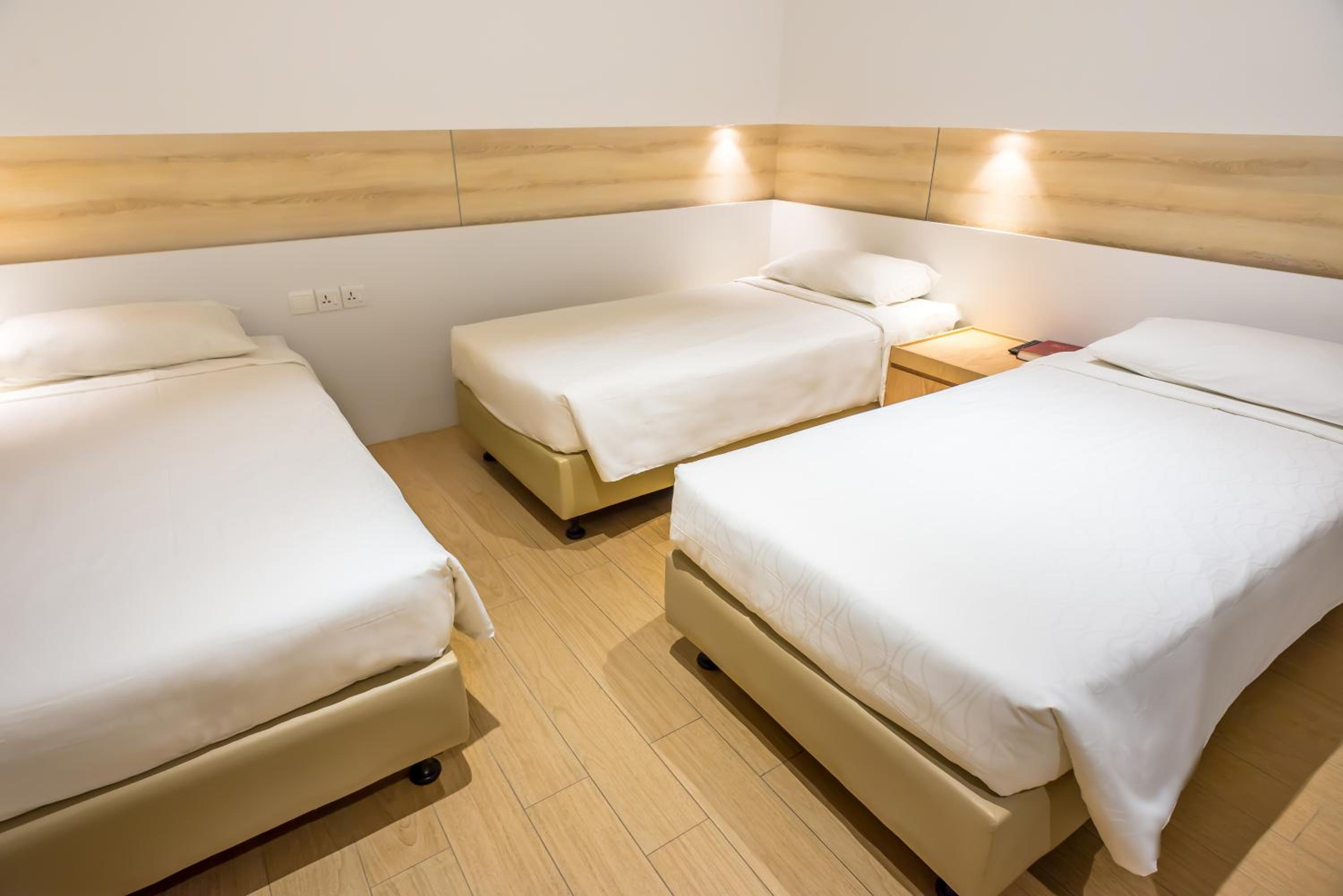 Superior Triple Room (No Window) photo 3