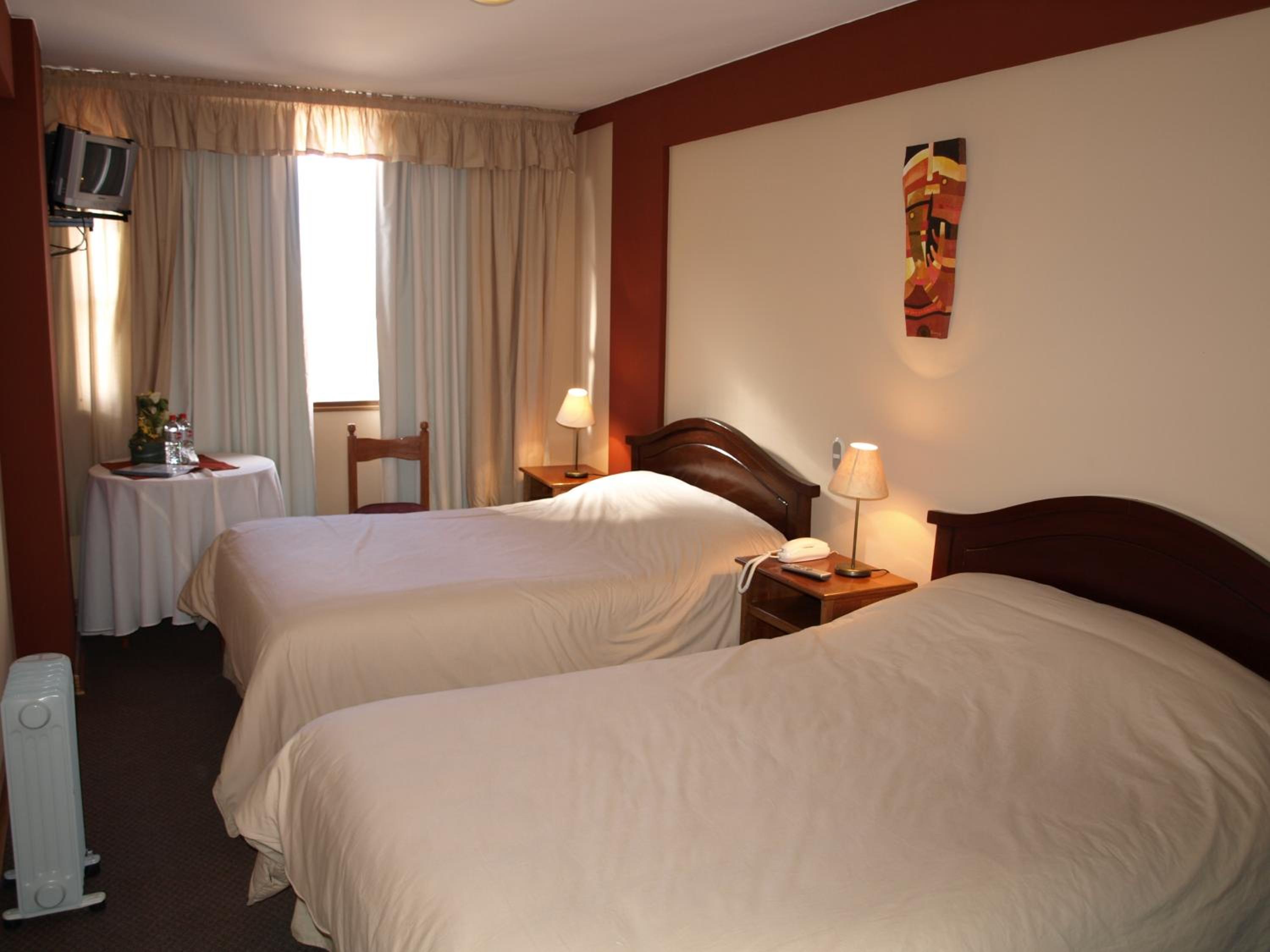 Twin Room - Photo 6