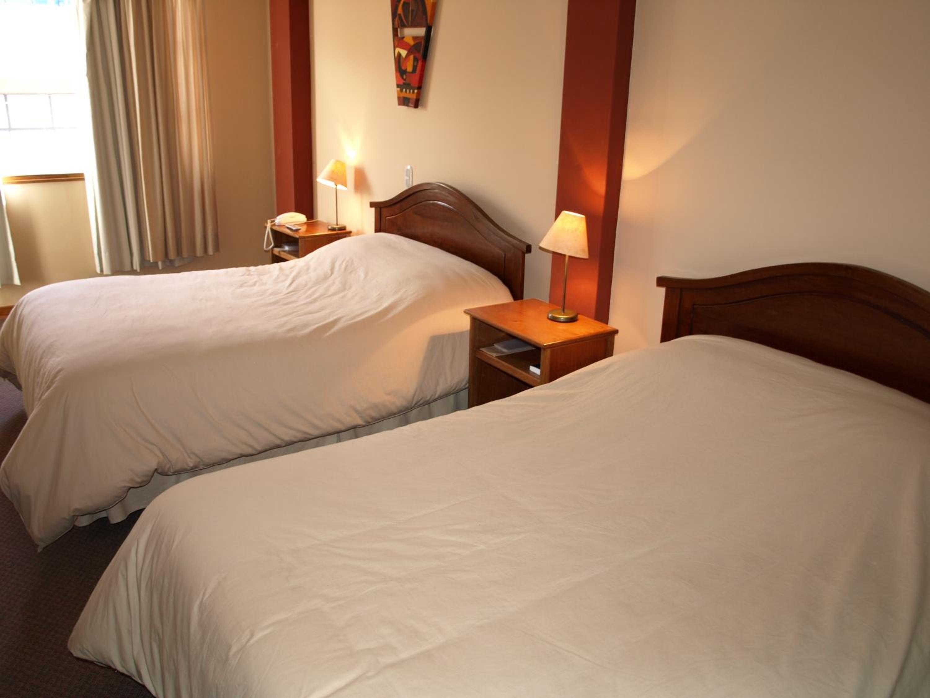 Twin Room - Photo 7