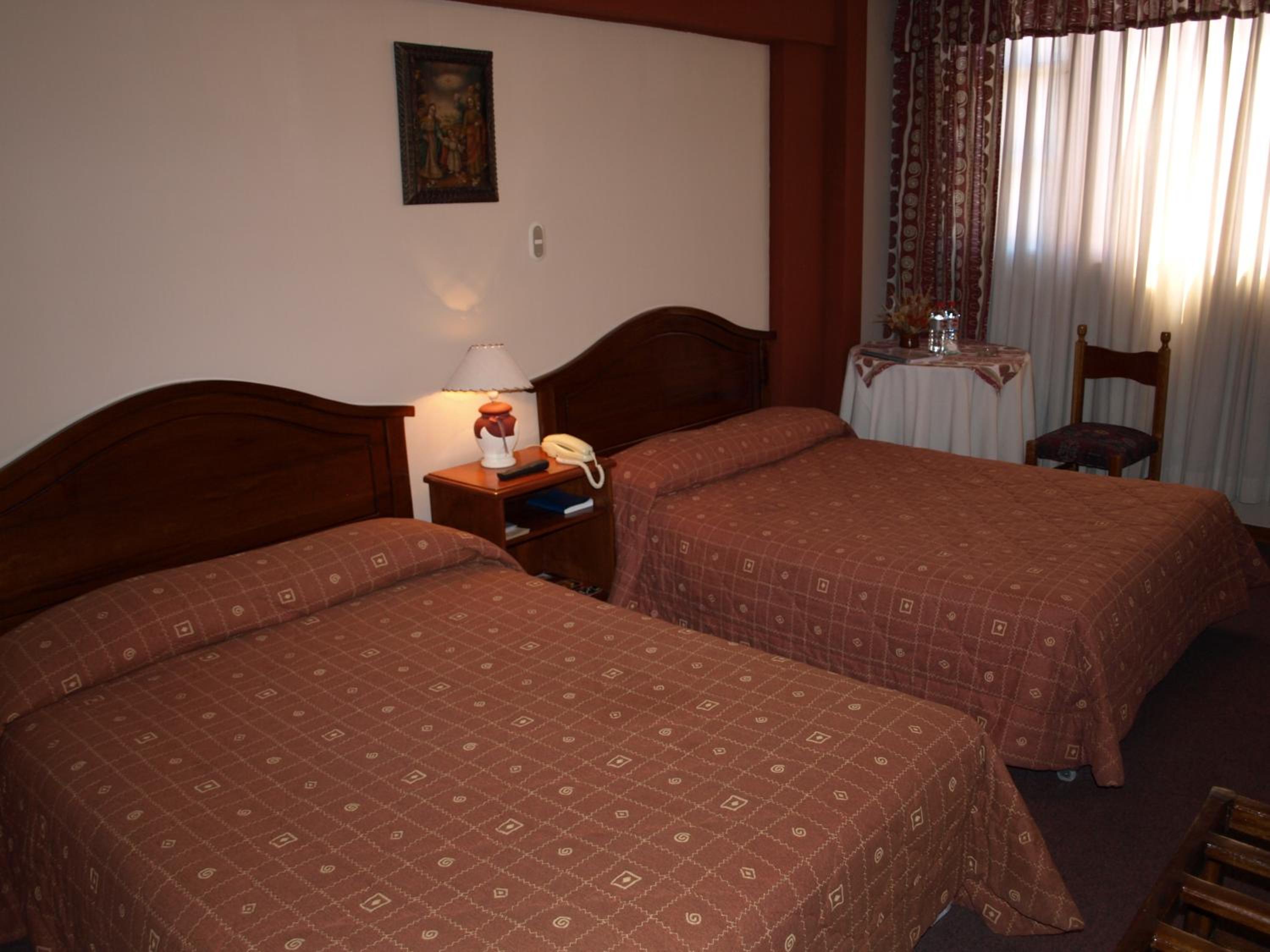 Twin Room - Photo 3