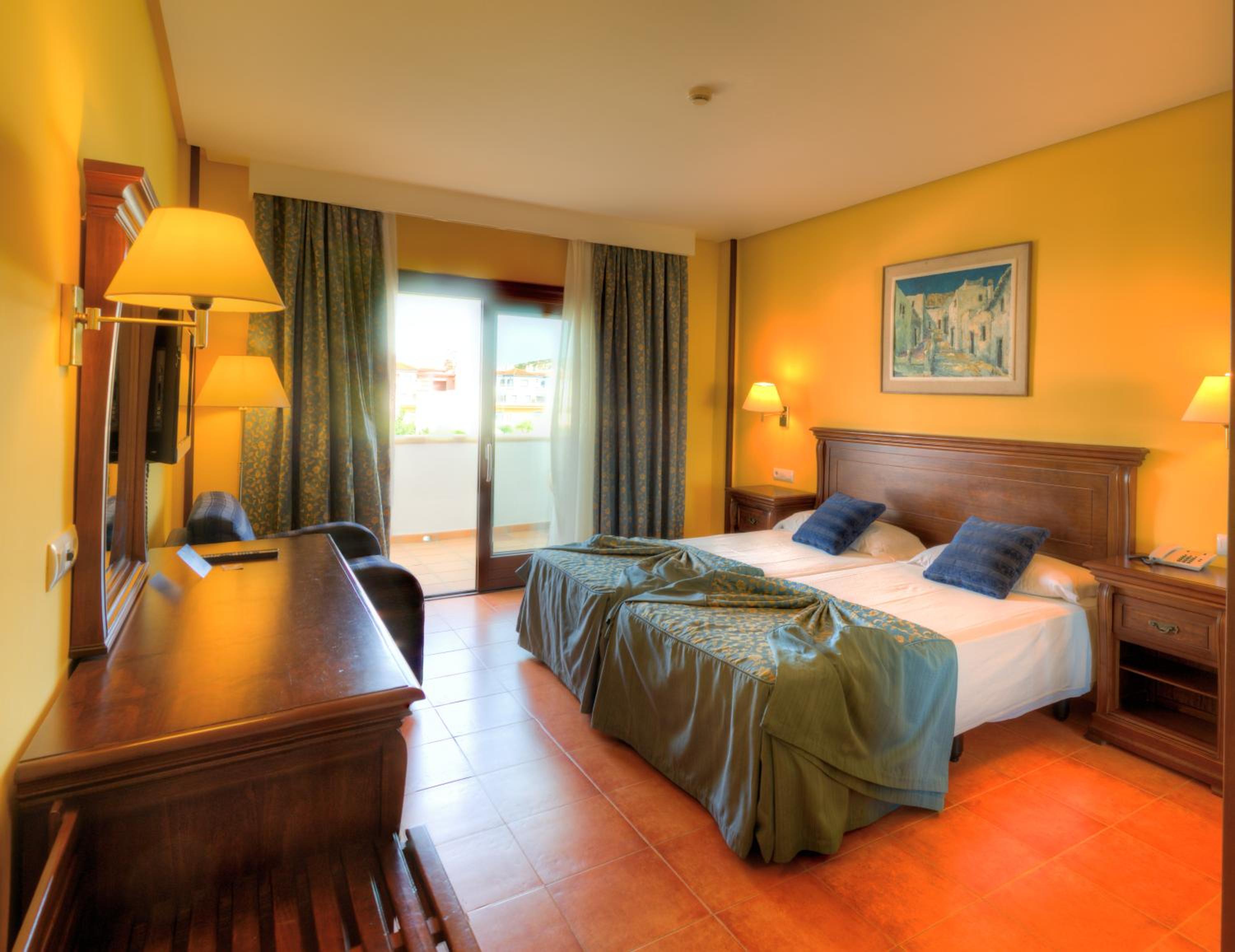 Double or Twin Room photo 2