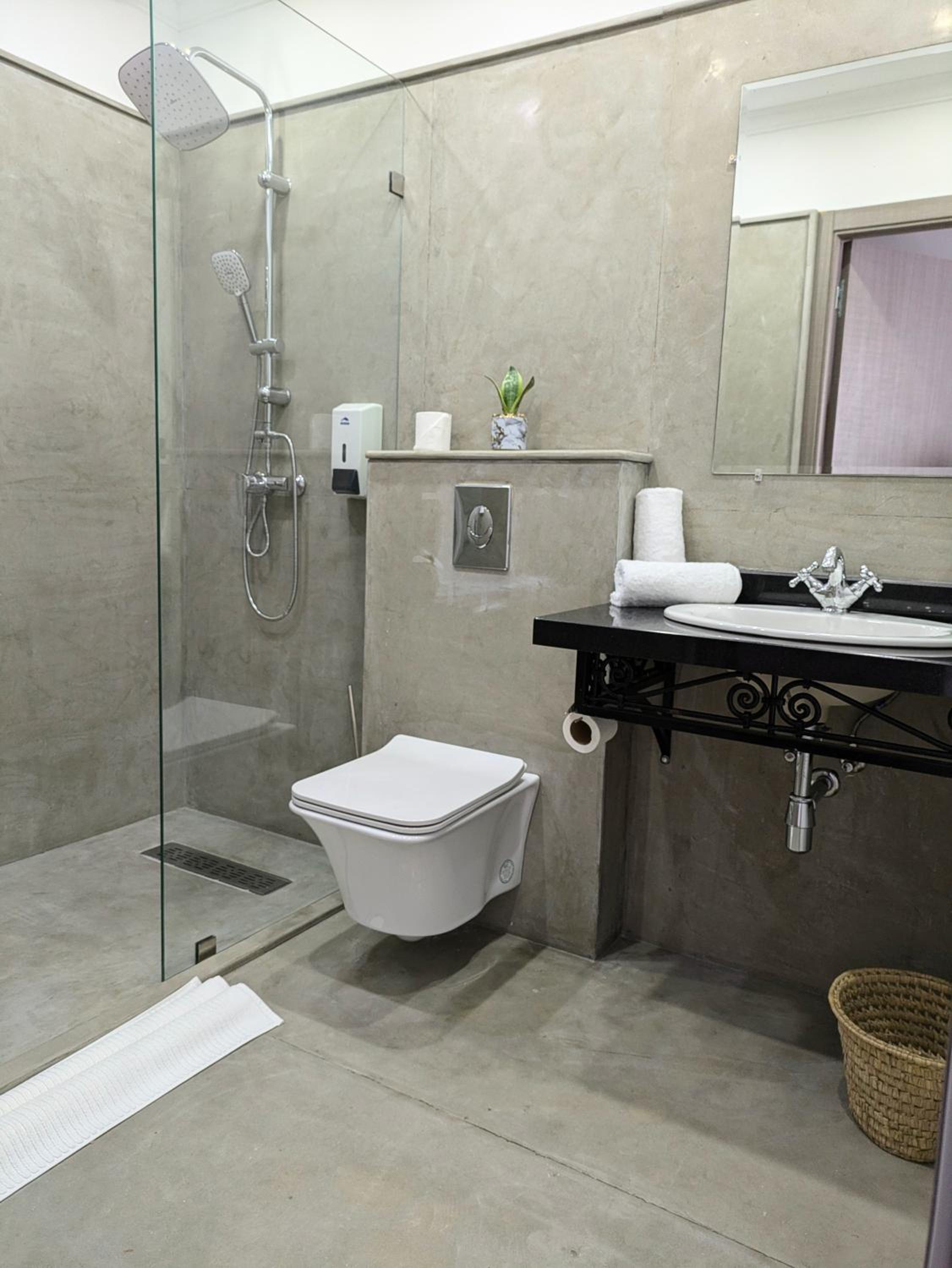 Double Room - Disability Access photo 1