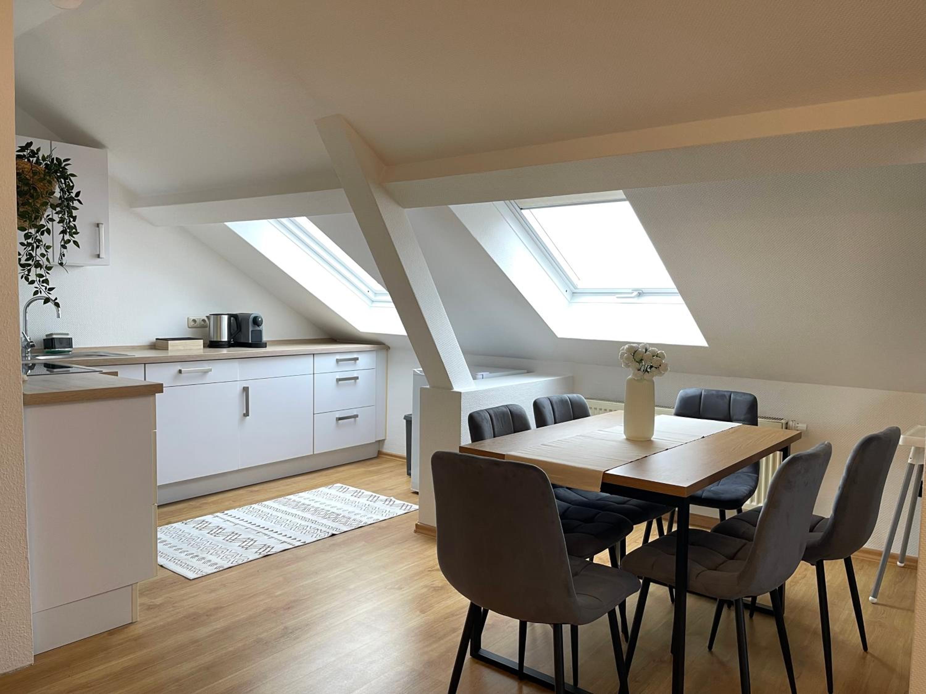 Three-Bedroom Apartment - High Floor photo 1