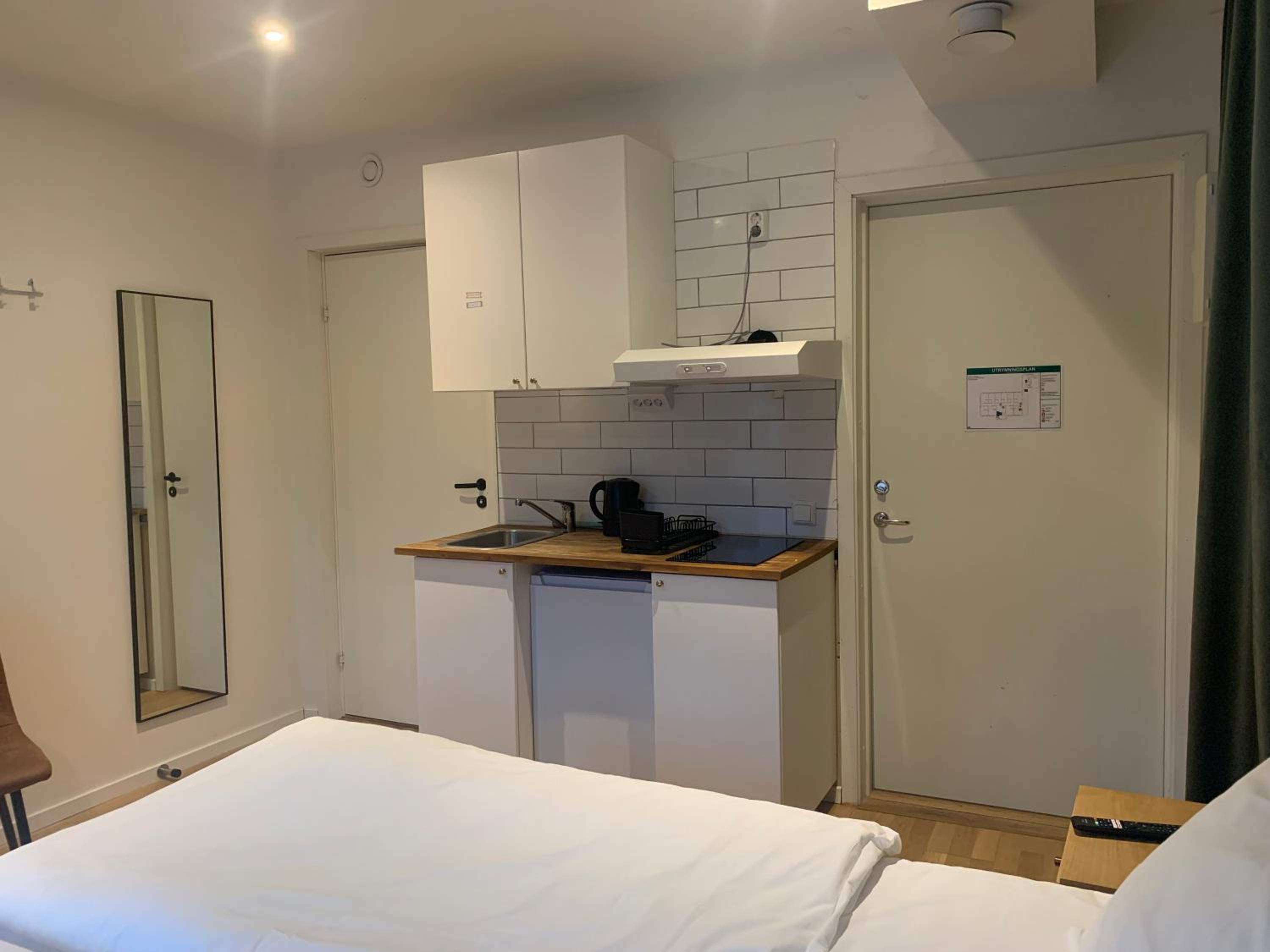 Economy Twin Room