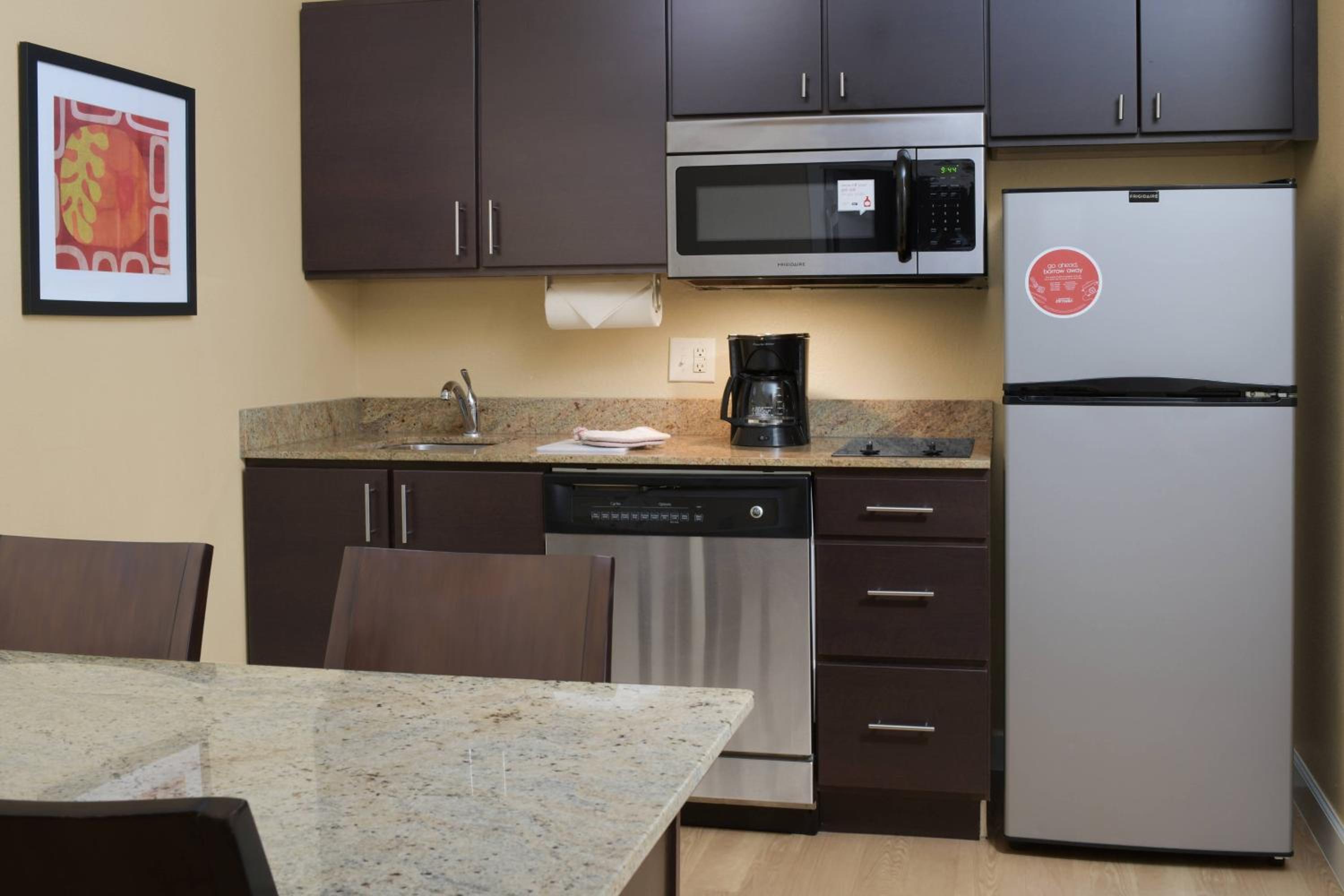 Two-Bedroom Suite photo 2