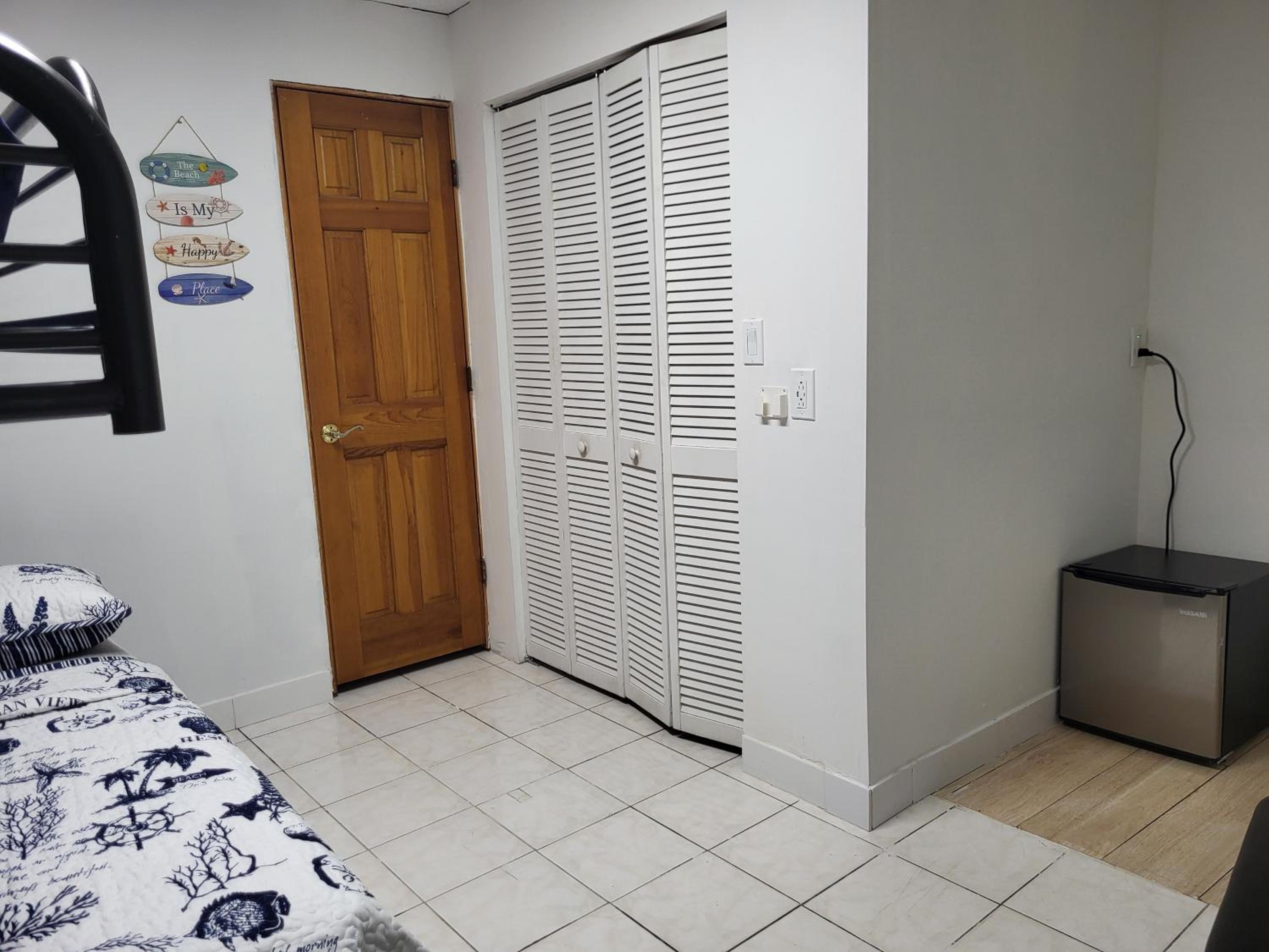 Double or Twin Room with Private Bathroom photo 1