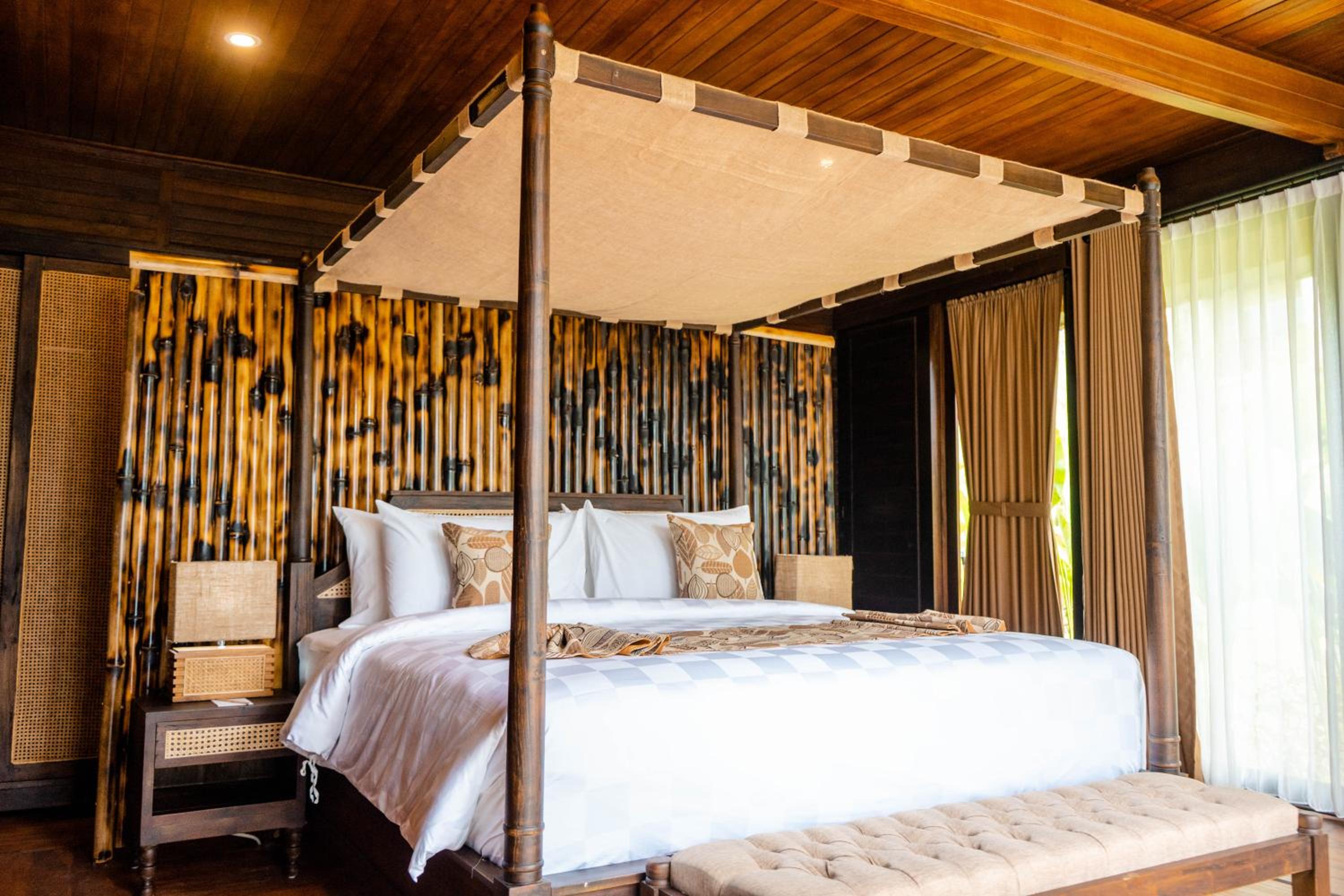 One-Bedroom Wooden  Pool Villa photo 1