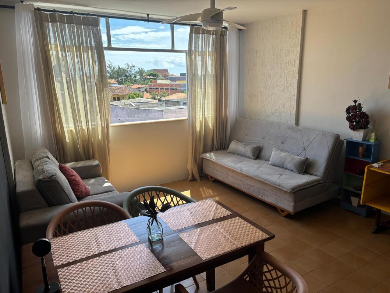 One-Bedroom Apartment with View