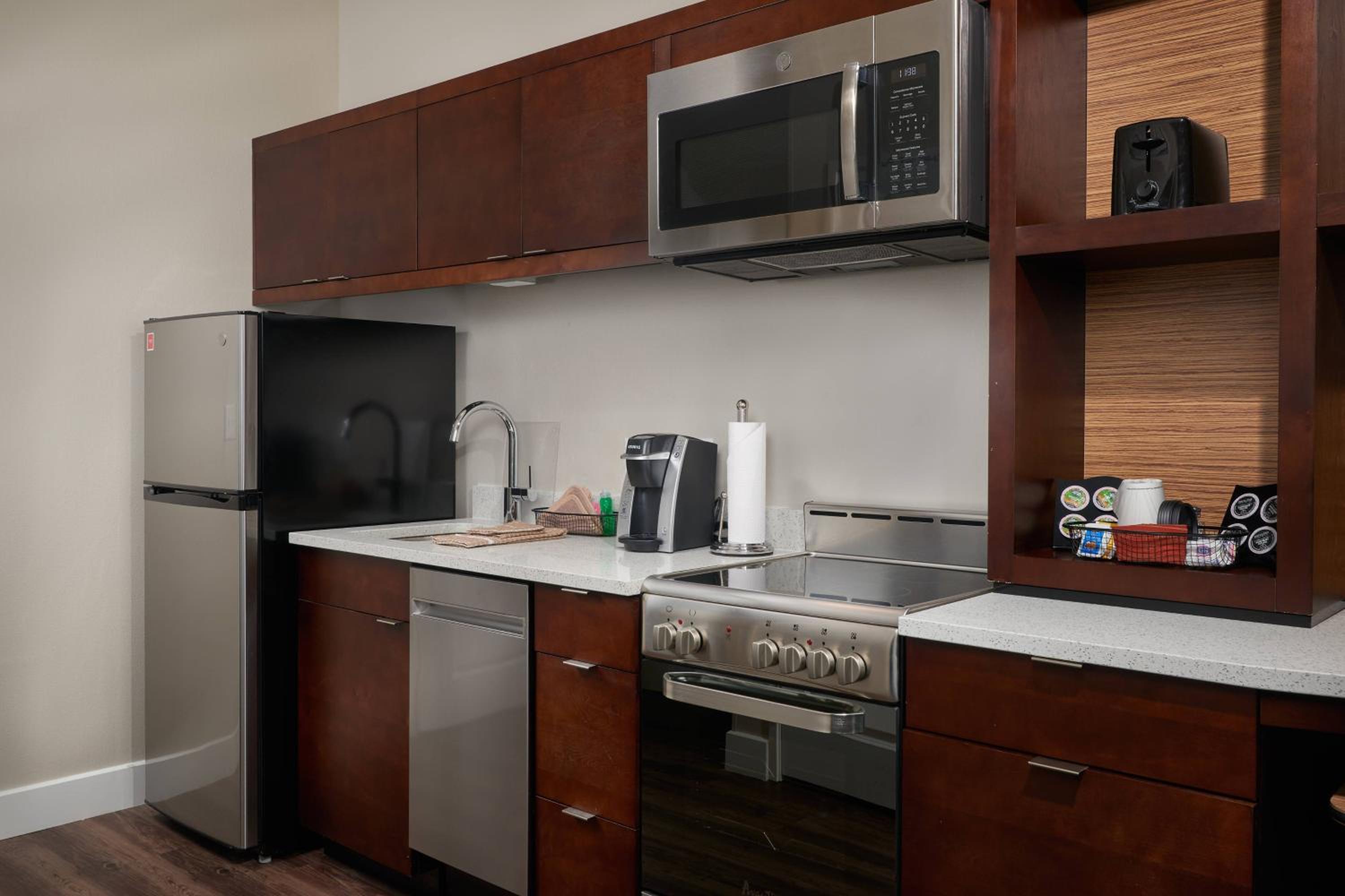 One-Bedroom Suite photo 3