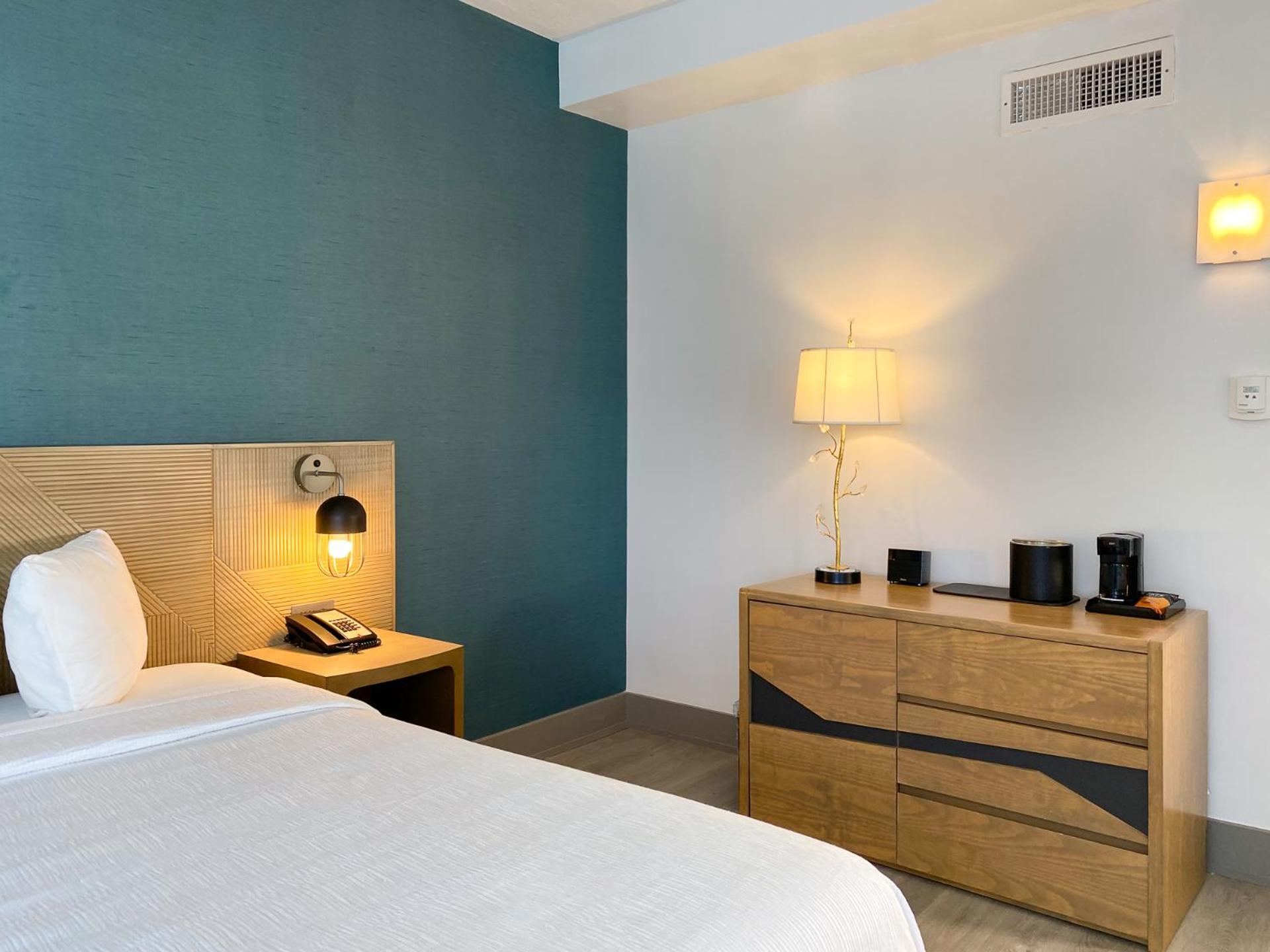 Superior King Room - Photo 3