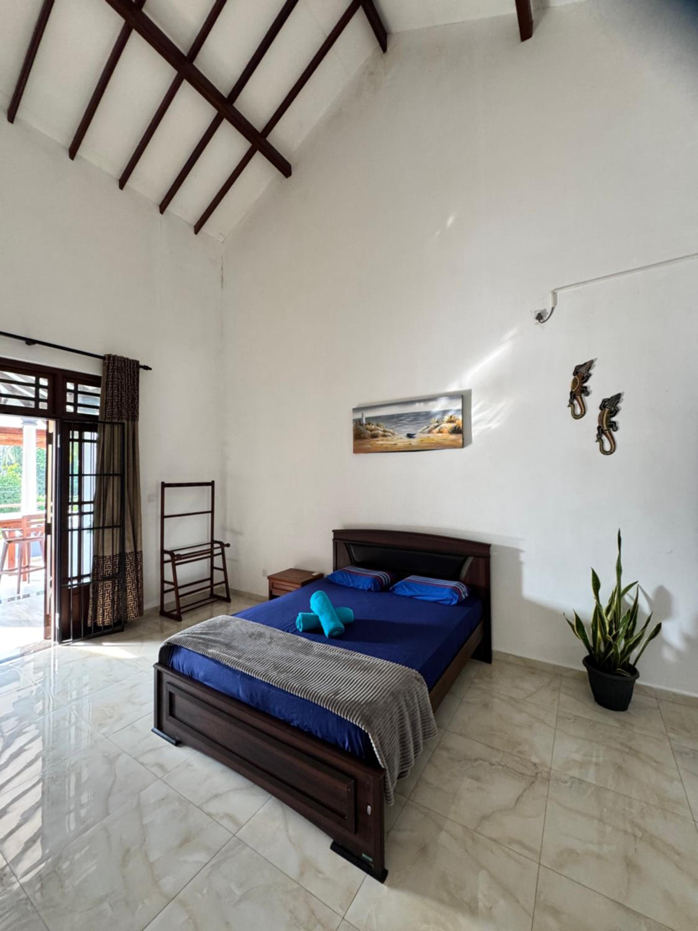 Deluxe Double Room with Balcony photo 2