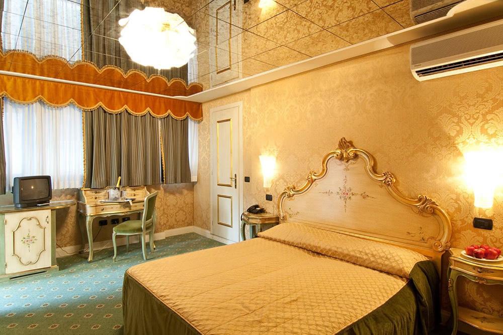 Double Or Twin Room photo 1