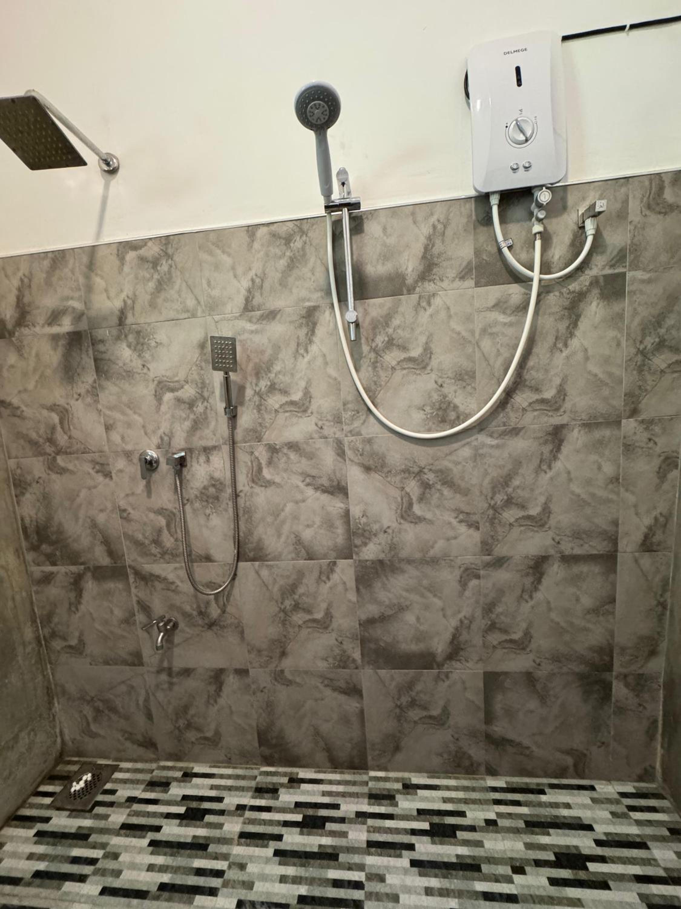 Deluxe Double or Twin Room with Balcony photo 3
