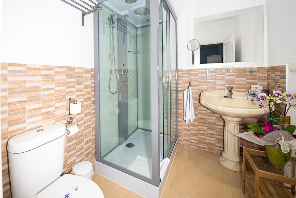 Suite with Terrace photo 2