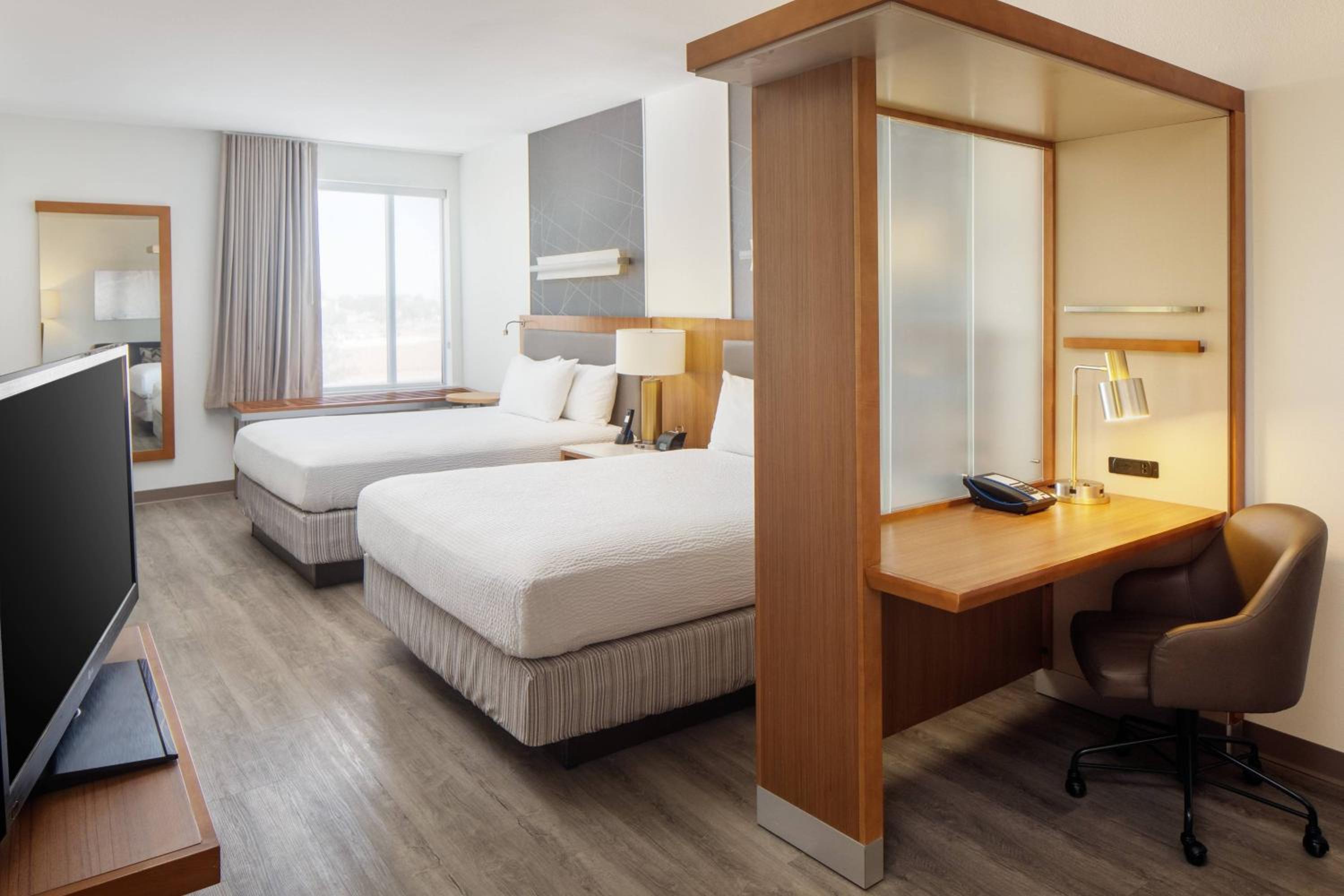 Queen Suite with Two Queen Beds, Trundle Sofa and Roll-In Shower - Mobility Access