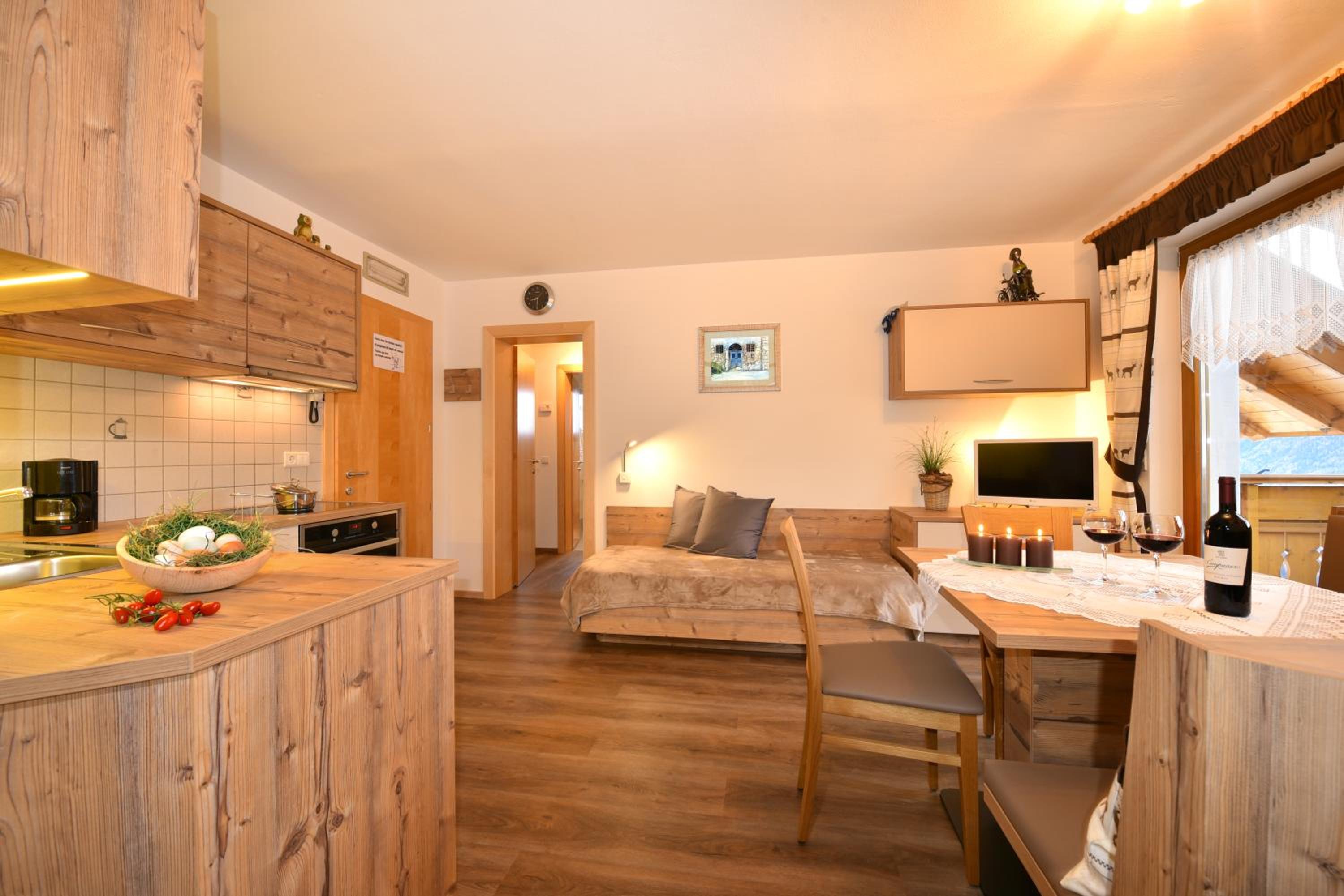 One-Bedroom Apartment with Balcony