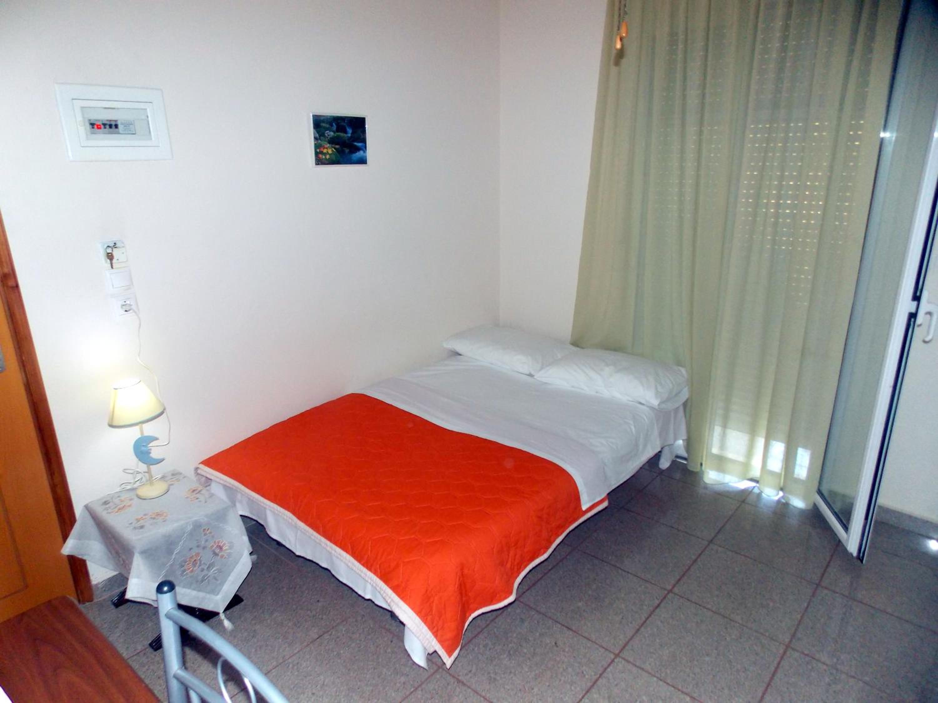 Apartment (3 Adults) - Photo 9