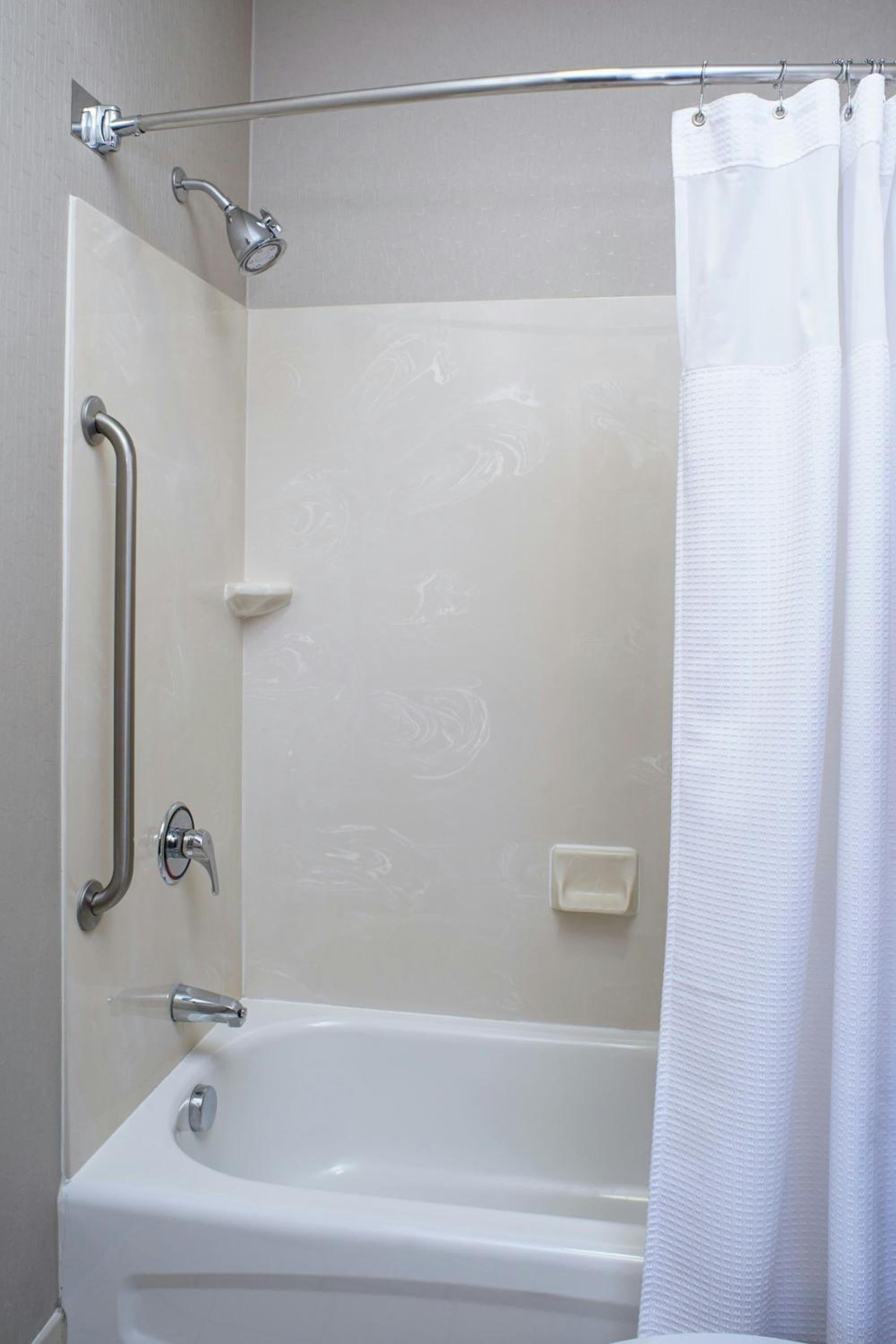 Queen Suite with Two Queen Beds and Trundle Sofa - Photo 11